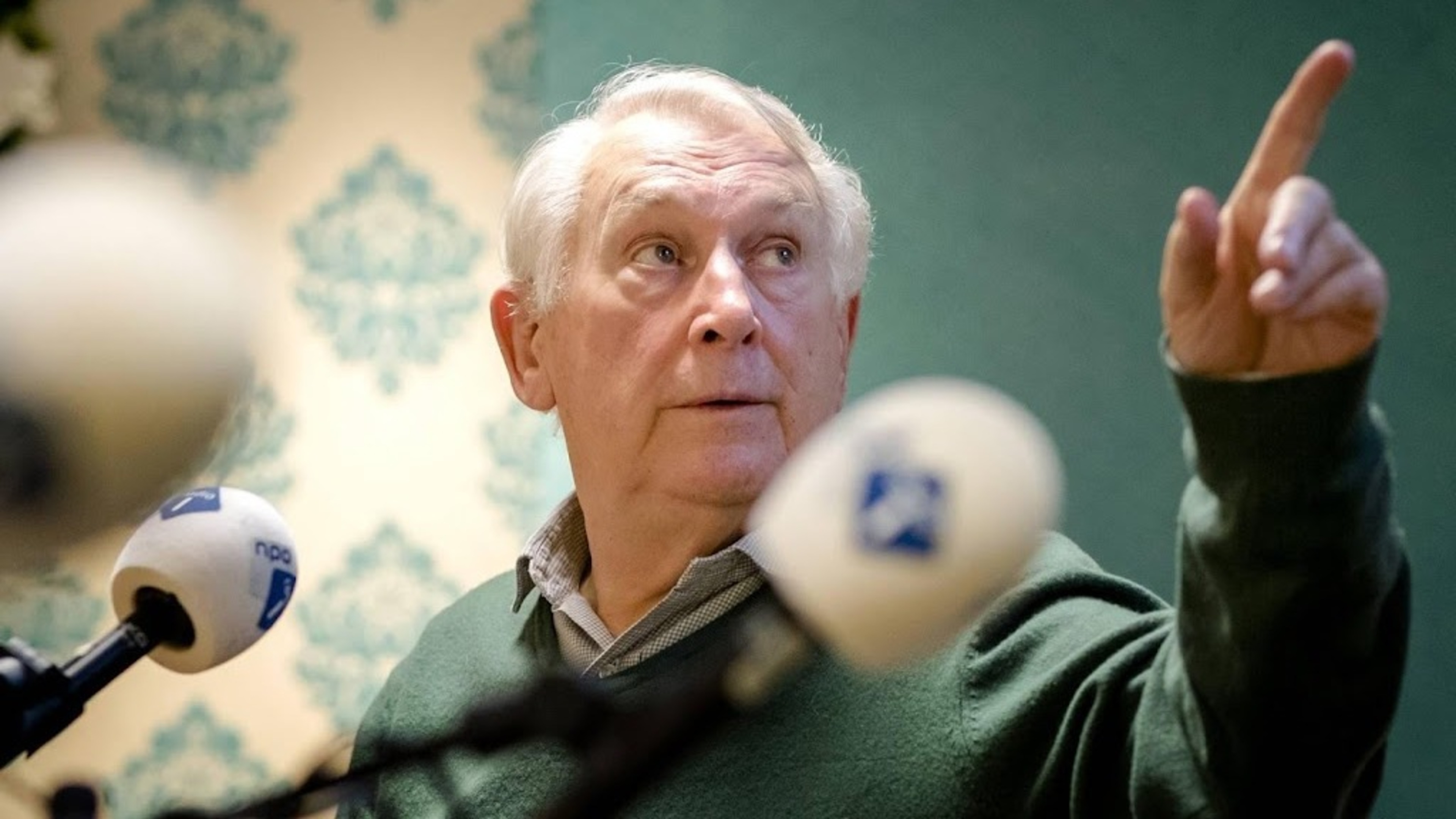 TV presenter Koos Postema dies at 93