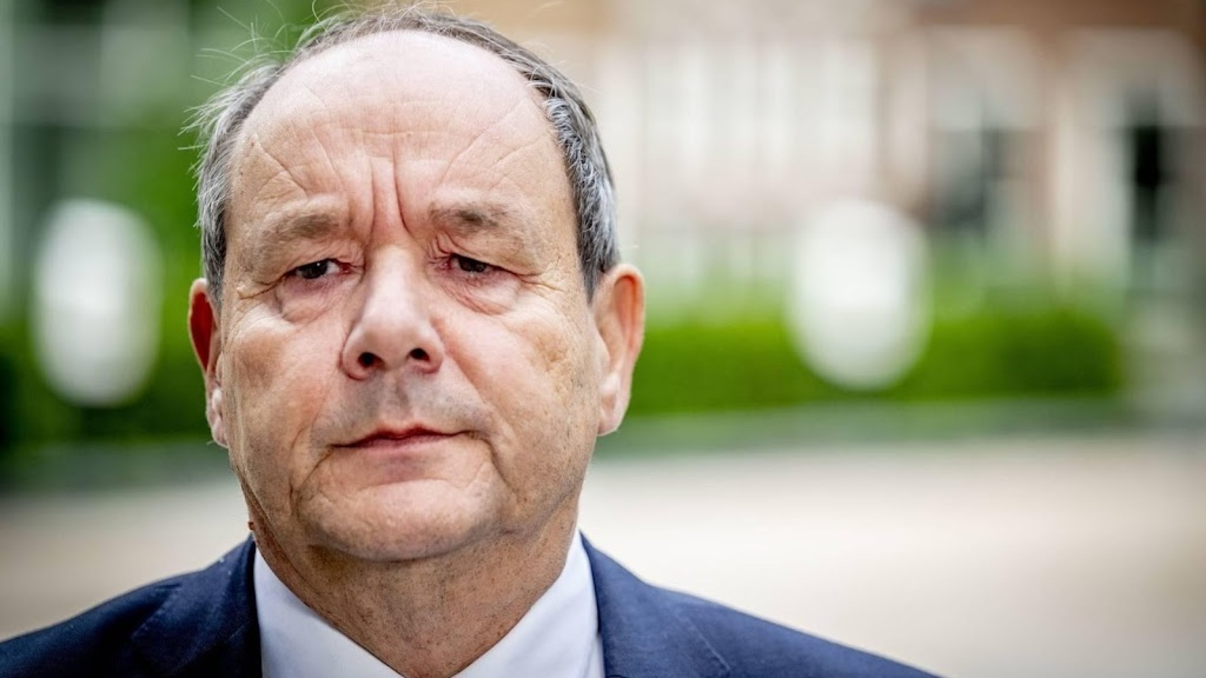 Vijlbrief to talk with opposition about social security