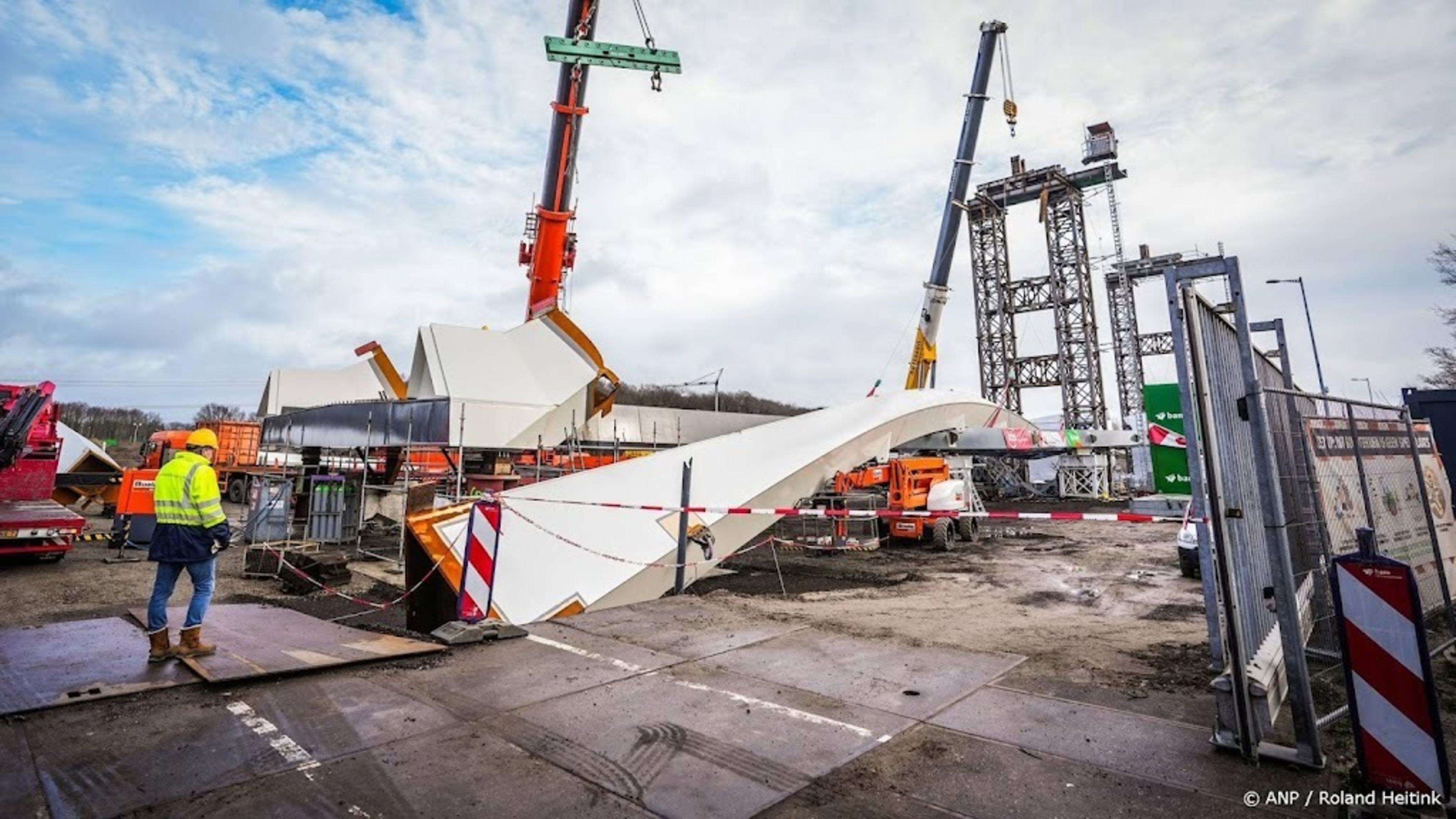 Dutch Safety Board on fatal Lochem bridge accident: mutual oversight was lacking