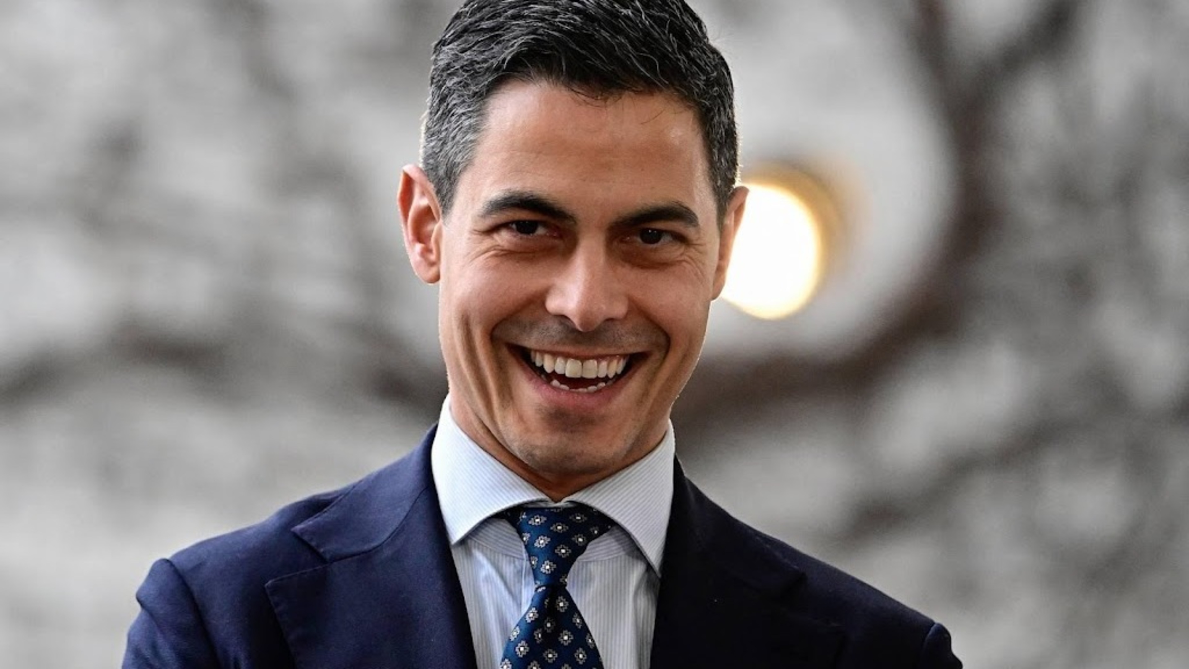 Jetten holds introductory call with President of Suriname