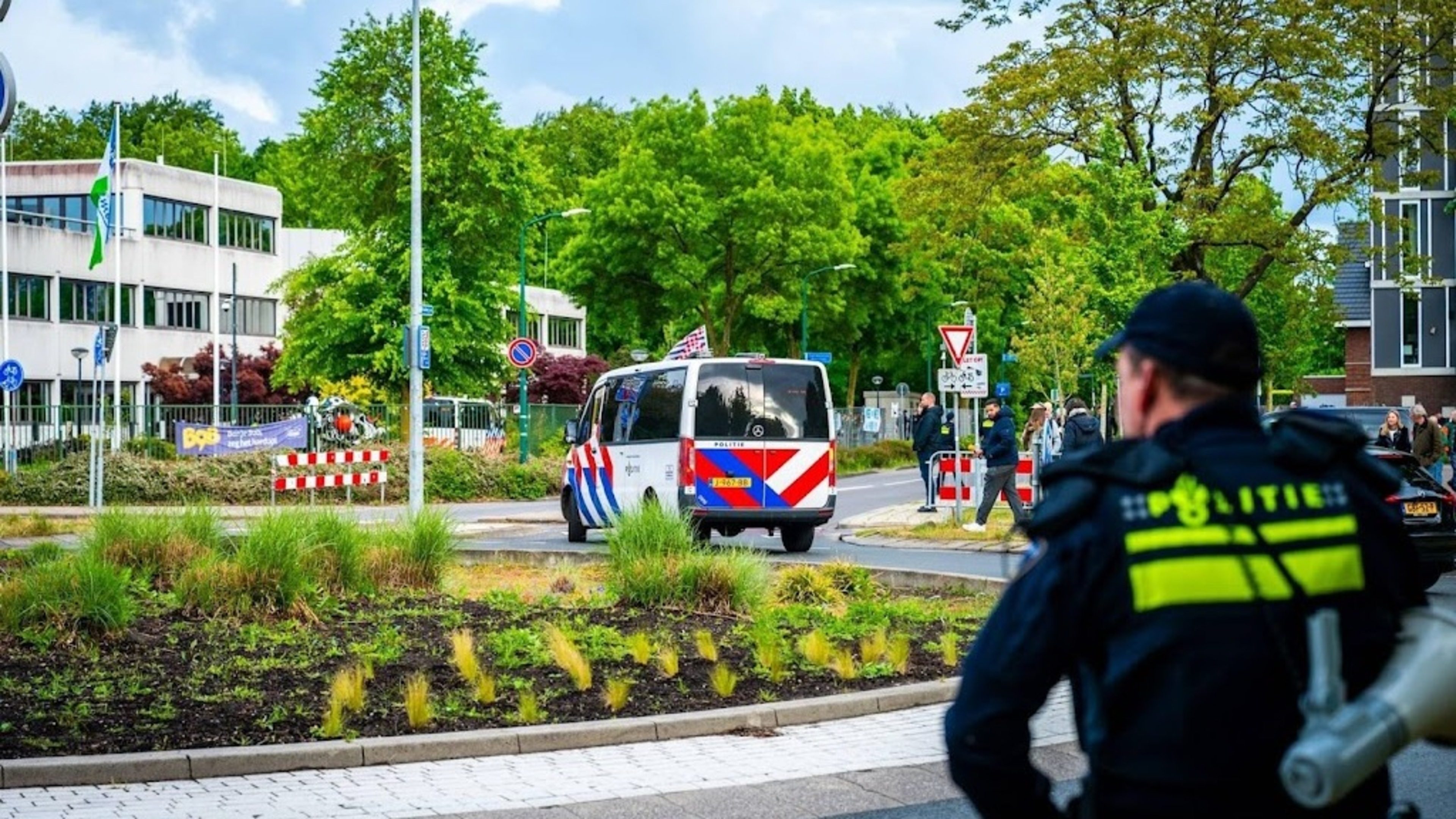 Another protest in Loosdrecht, but further from reception center
