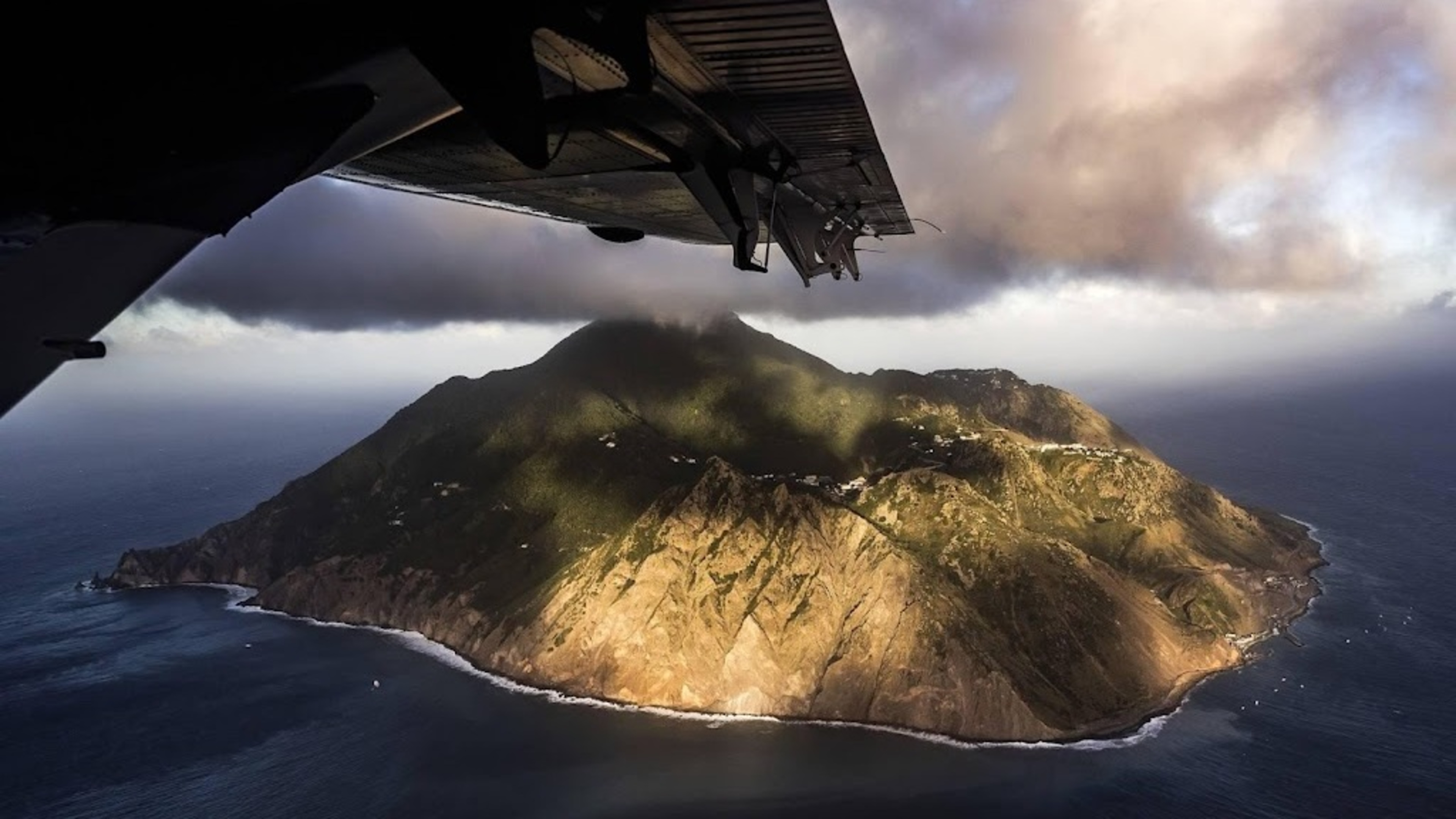 Search for missing Dutchman on Saba changed to body recovery