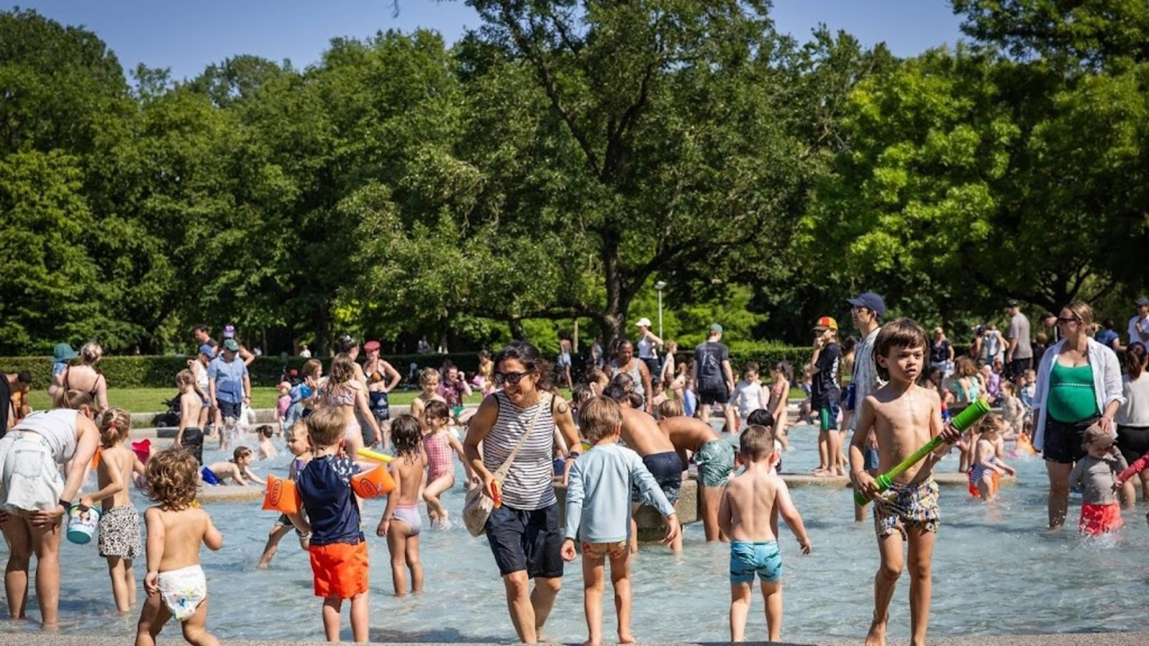 Health risk warnings at more swimming locations