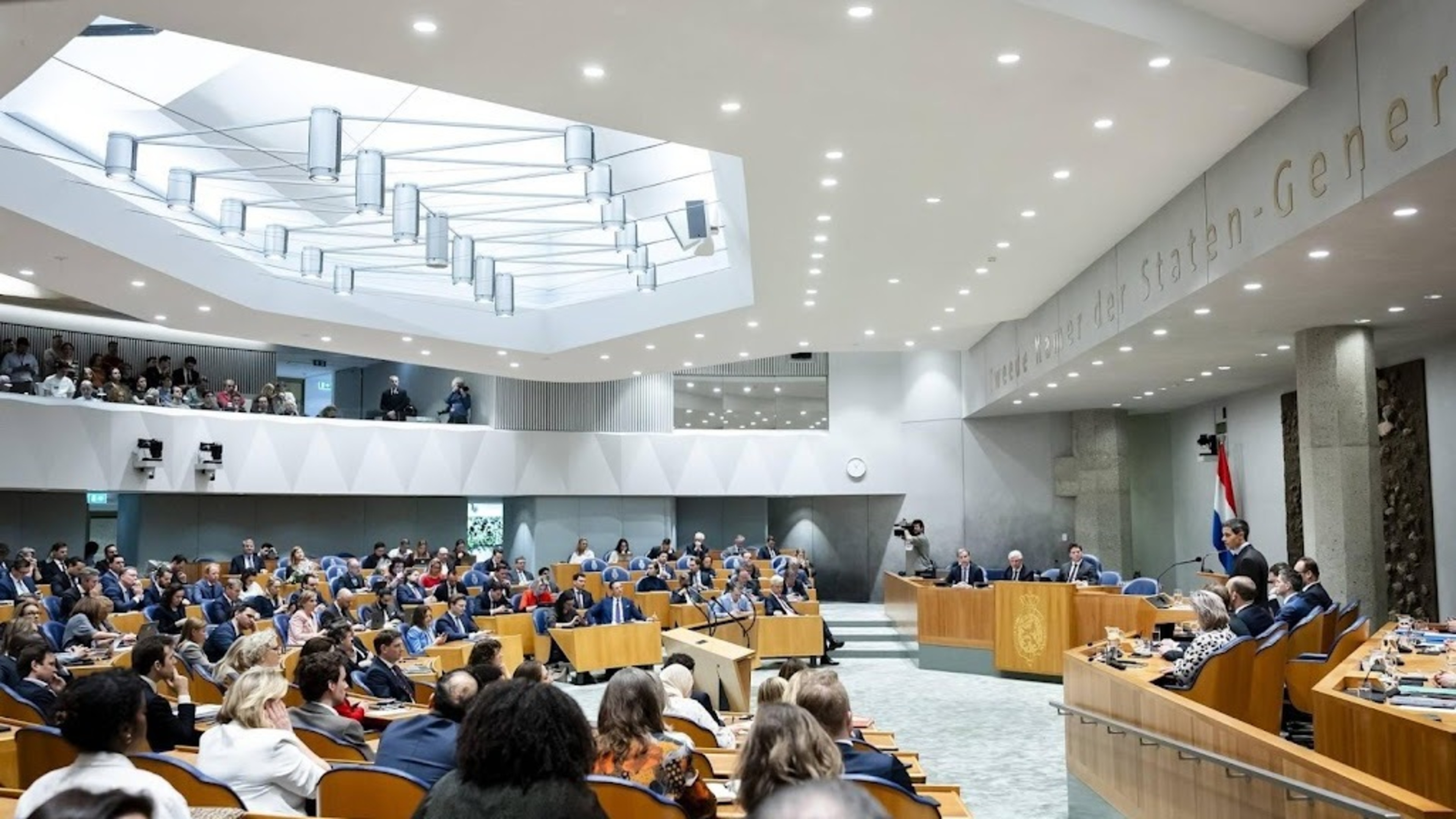 Opposition parties seek room with D66, receive no promises