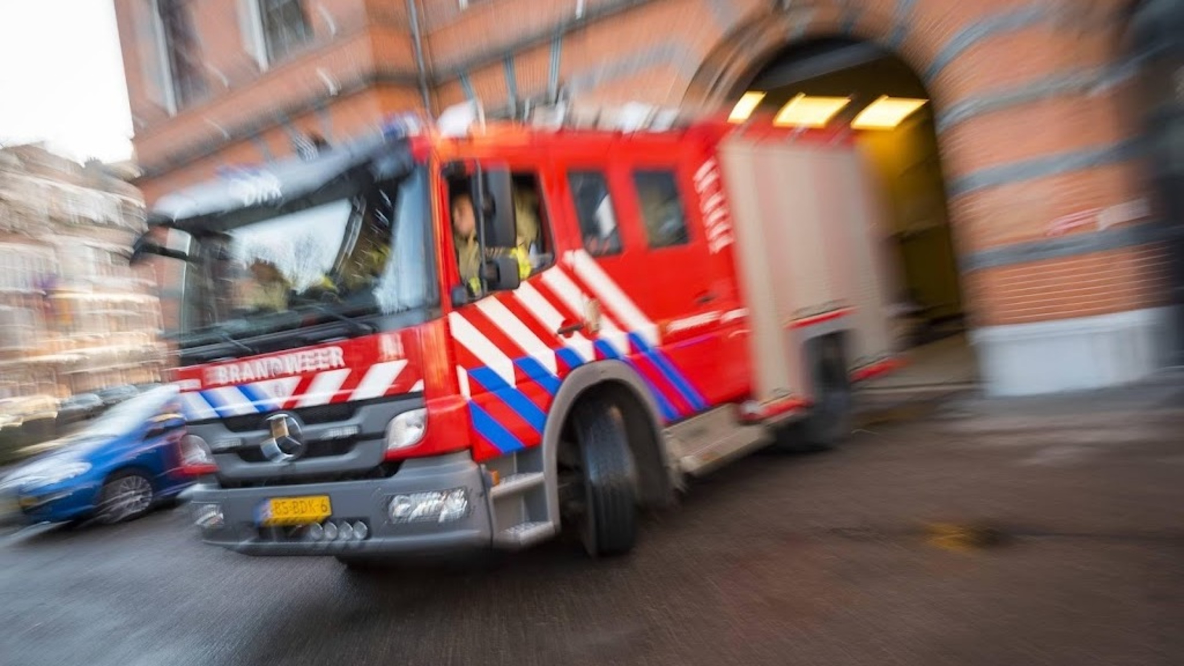 Senior complex residents sheltered after fire