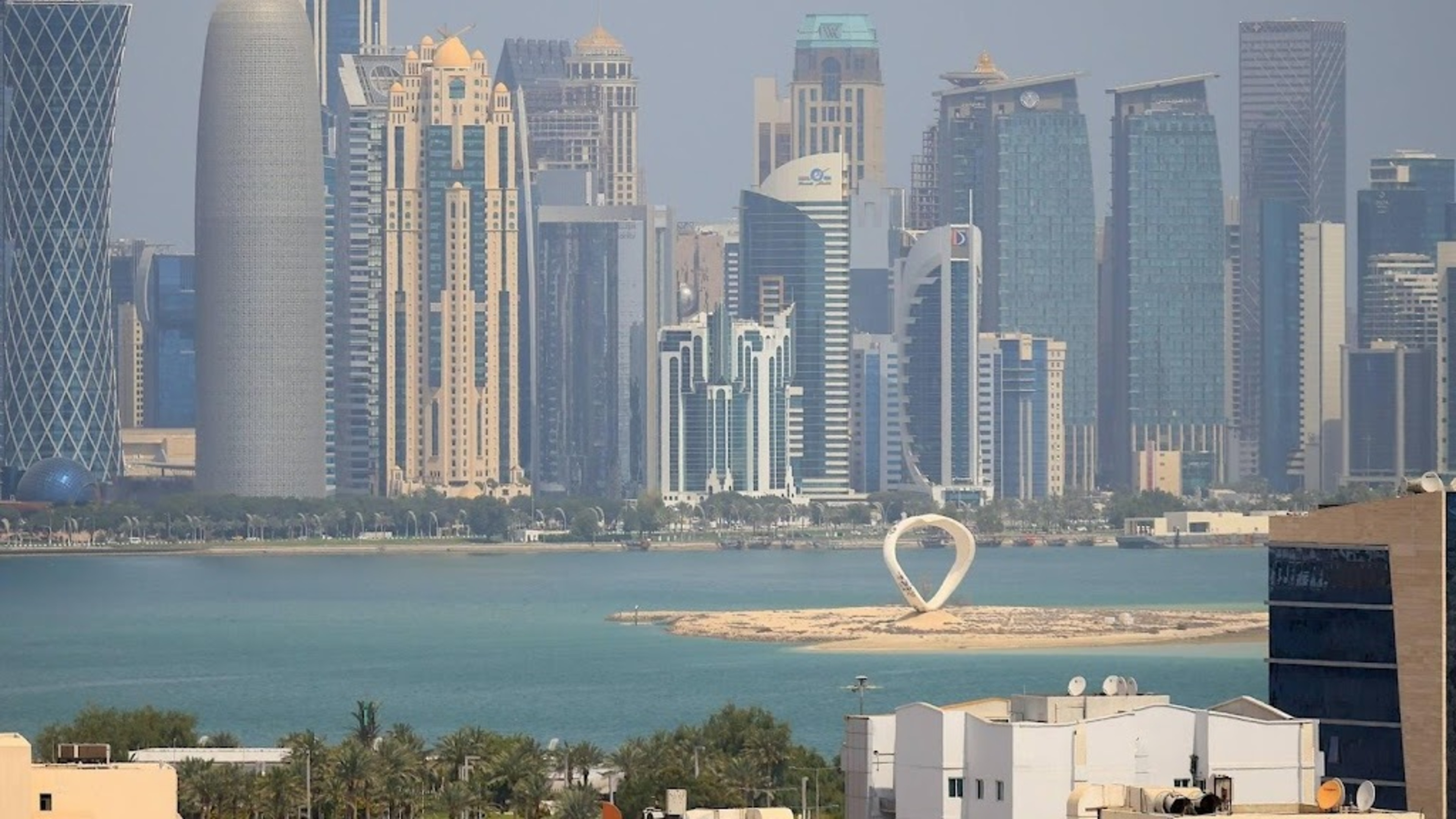 Embassies warn Dutch citizens in Gulf states to stay indoors