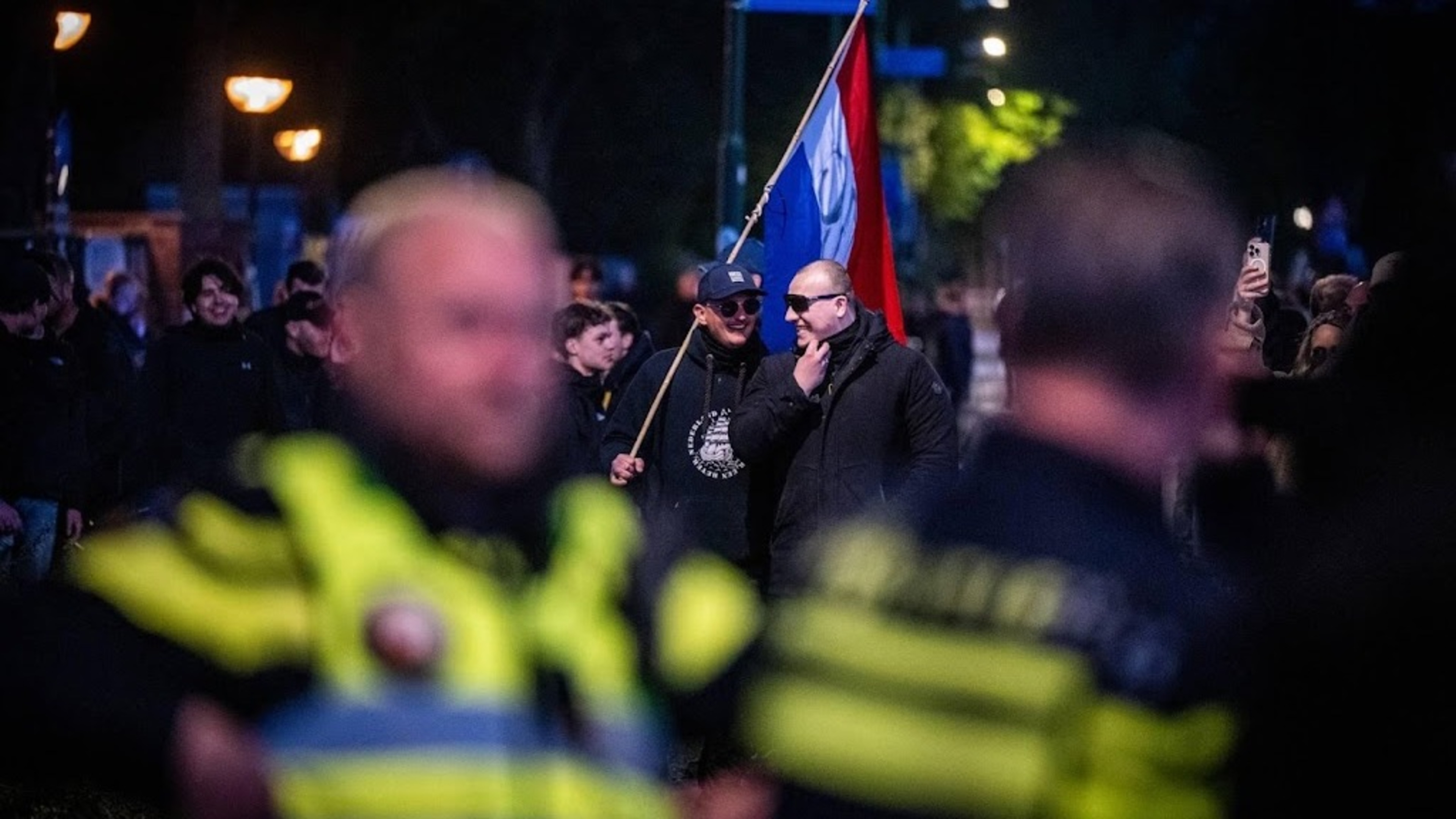 Prison and community service for violence at Loosdrecht emergency shelter protest