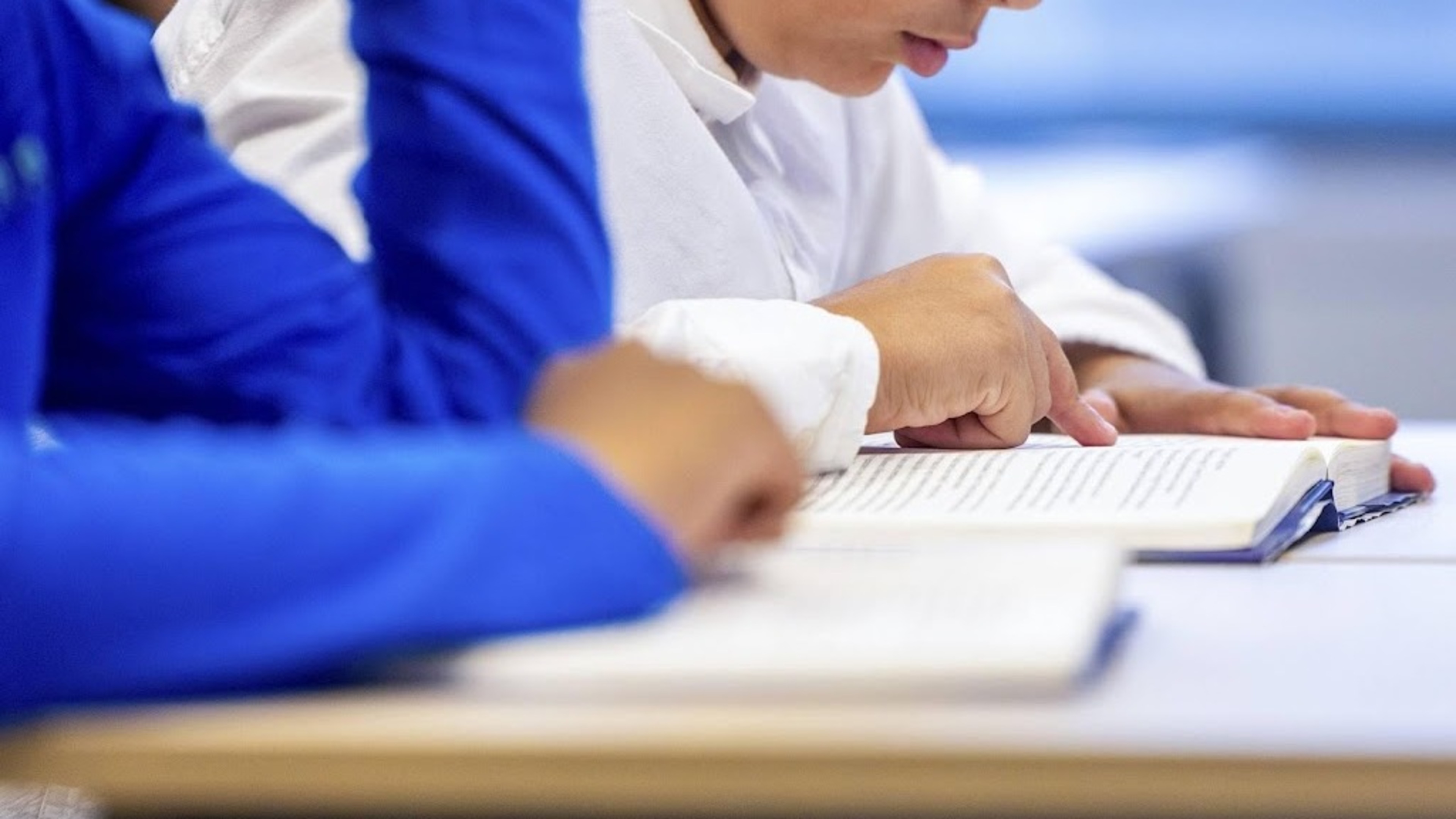 Leesvaardigheid Nederlandse jongeren verder gedaald, 40% moeite met schoolwerk