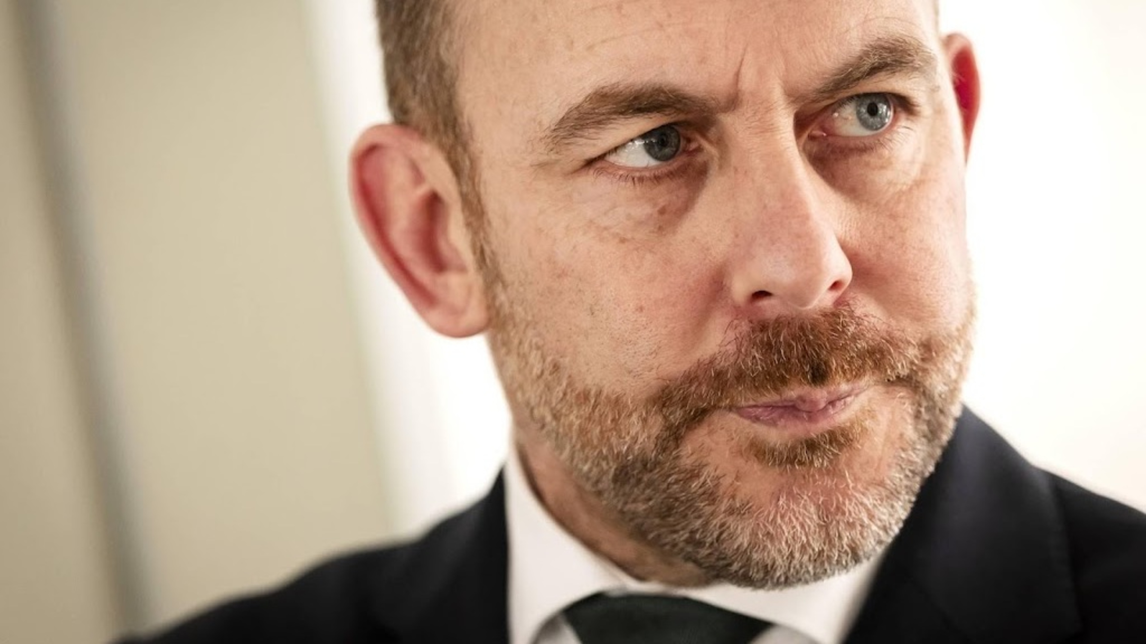 Van den Brink: time needed to solve asylum problems