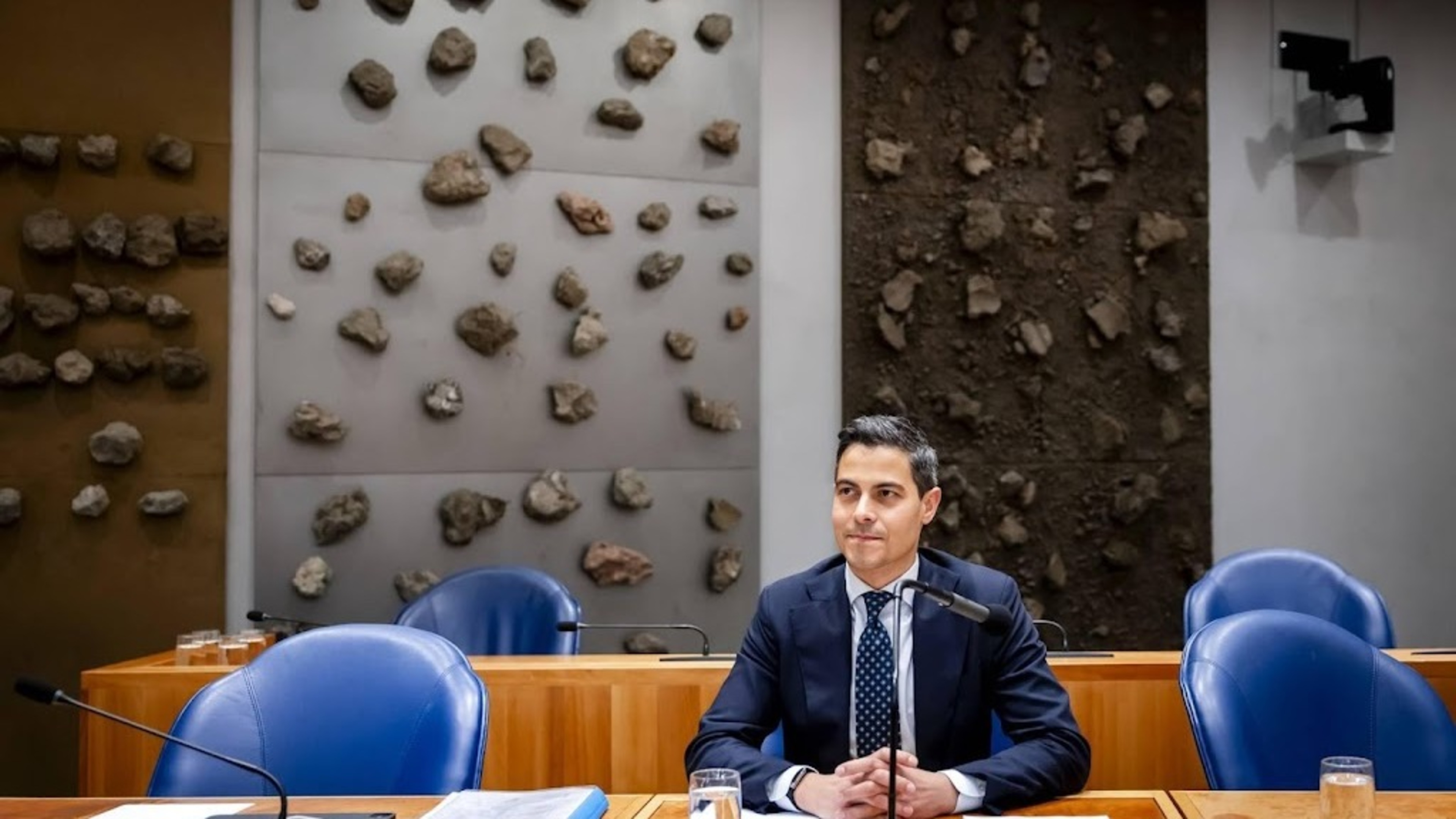 Cabinet wants cheaper train travel in summer months