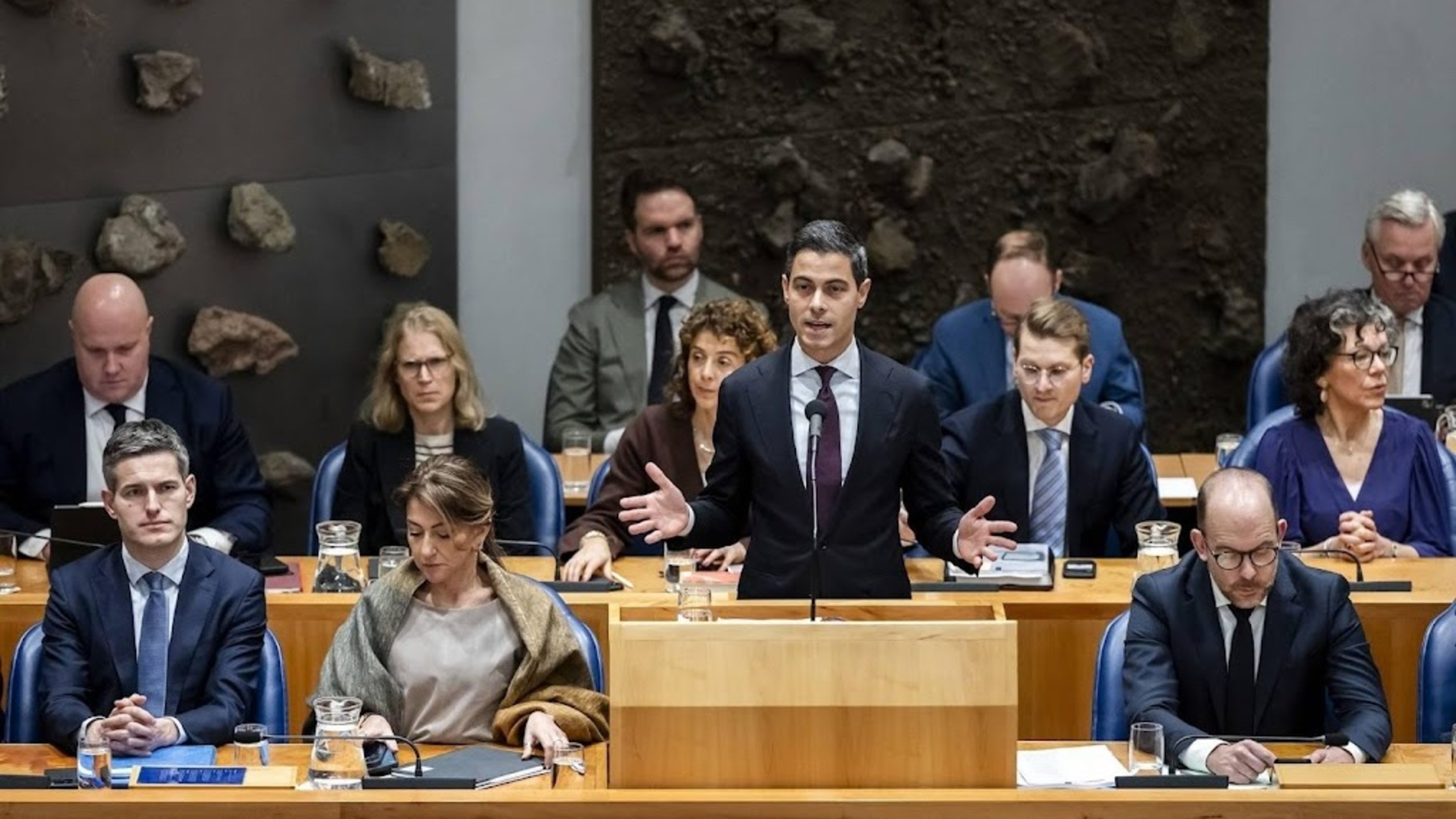 Parties accuse Jetten of 'false start' in cooperation with Parliament