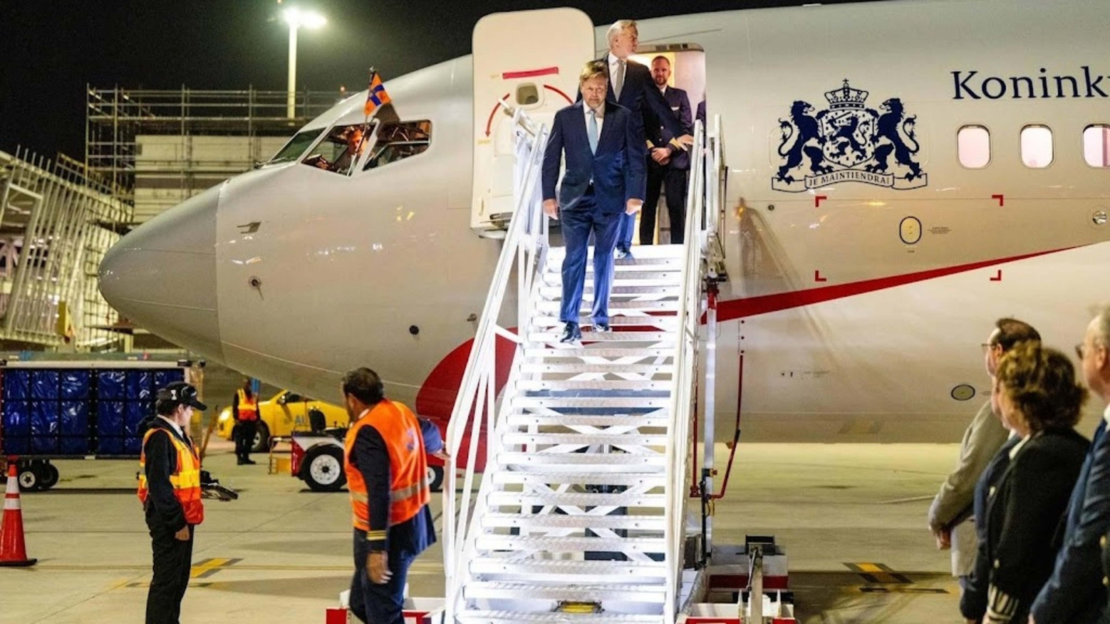 King Willem-Alexander in Antilles for Aruba anniversary