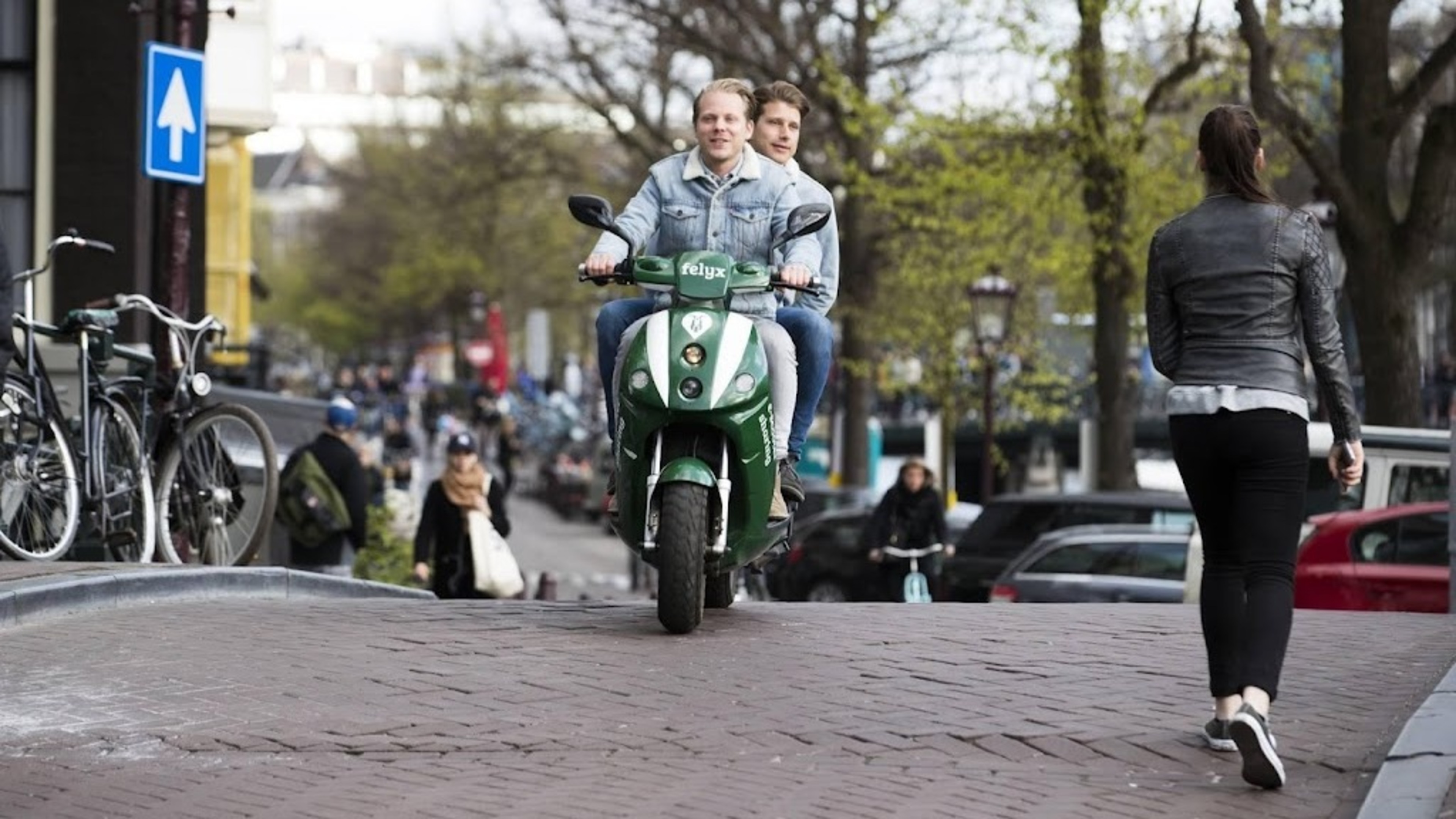 Audit Court: Amsterdam must address shared two-wheelers