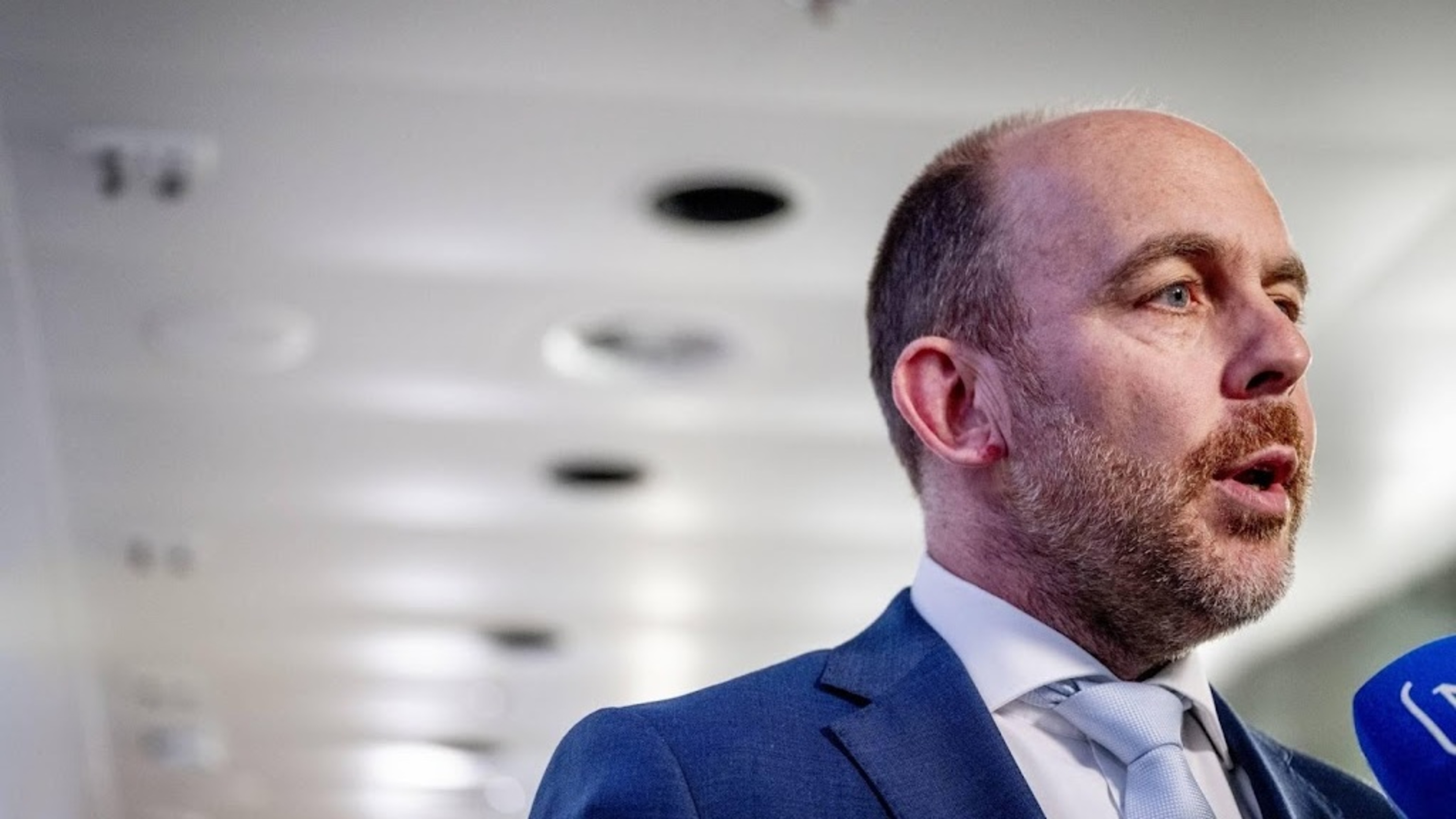 Van den Brink calls Markuszower's call for violence incomprehensible