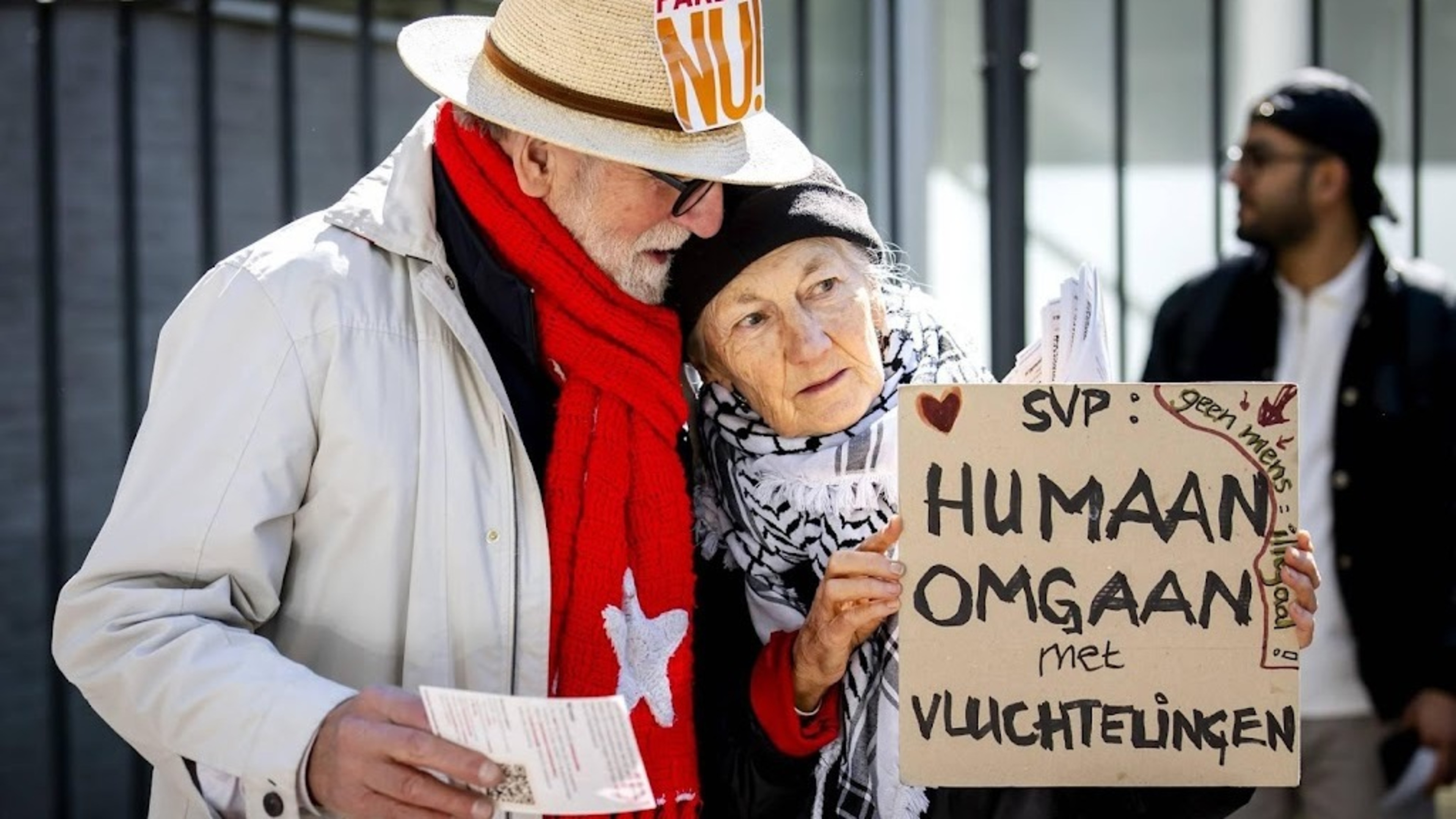 Asylum emergency measures law also rejected after CDA and SGP vote against