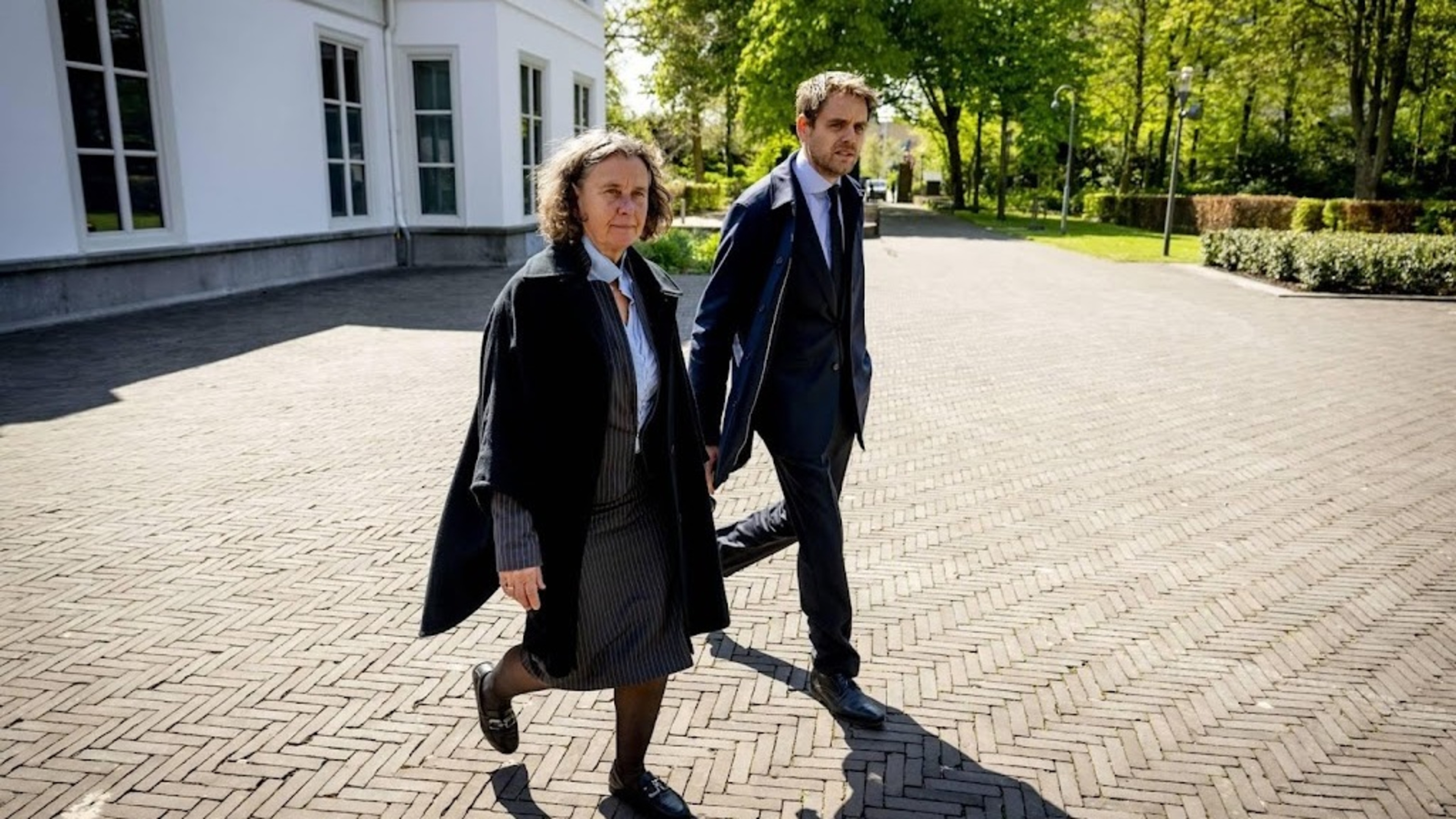 Civil servants doubted 'substantive justification' for asylum emergency law