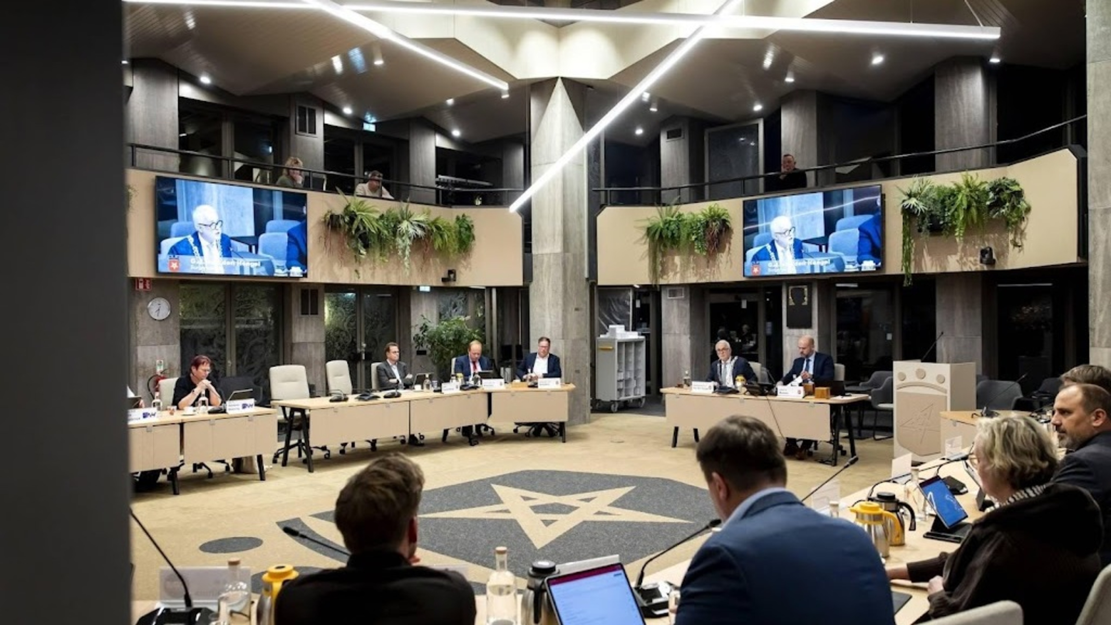 Haaksbergen council approves asylum reception criteria after referendum