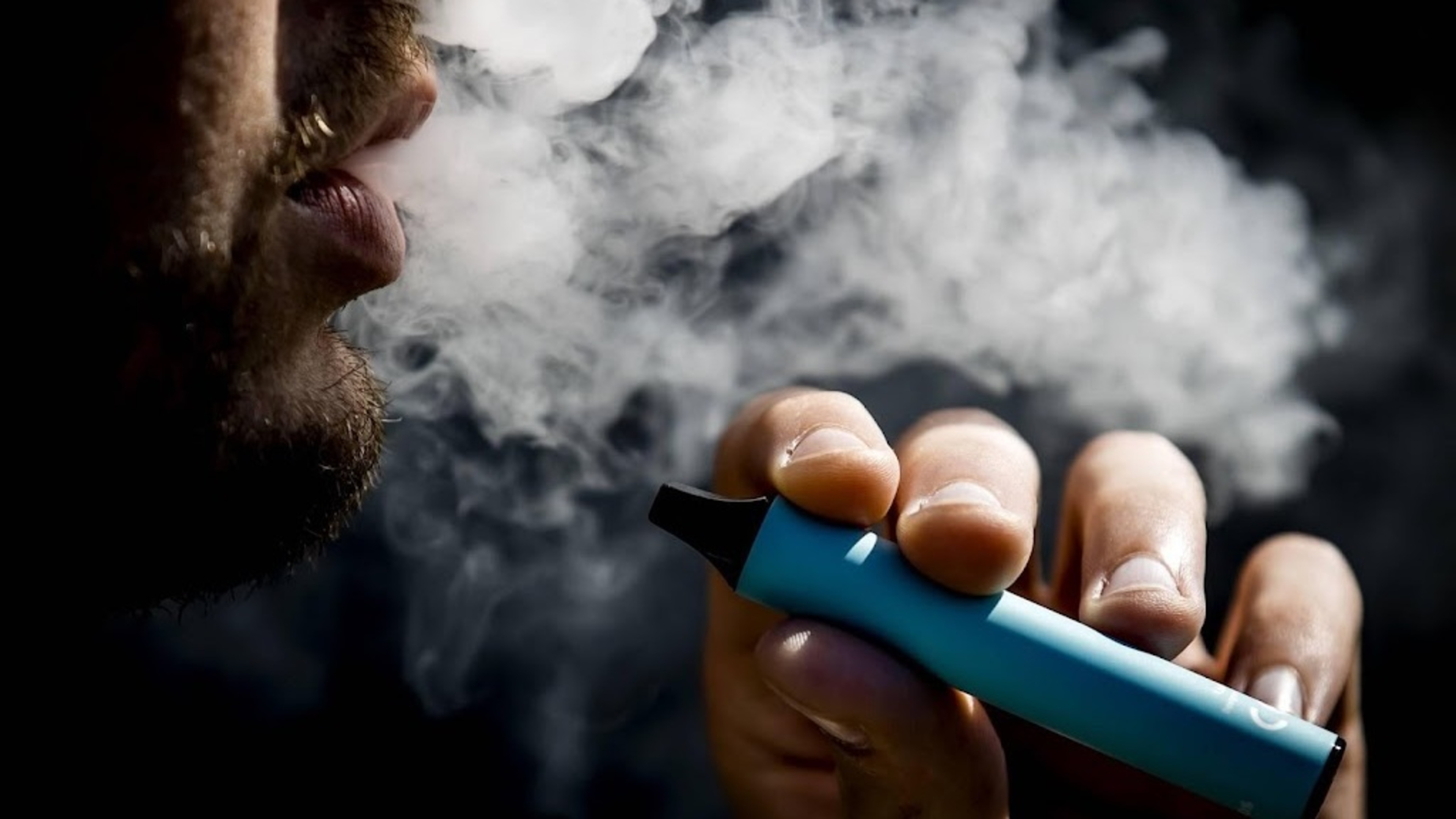 NVWA seizes 220,000 vapes from company and storage facility