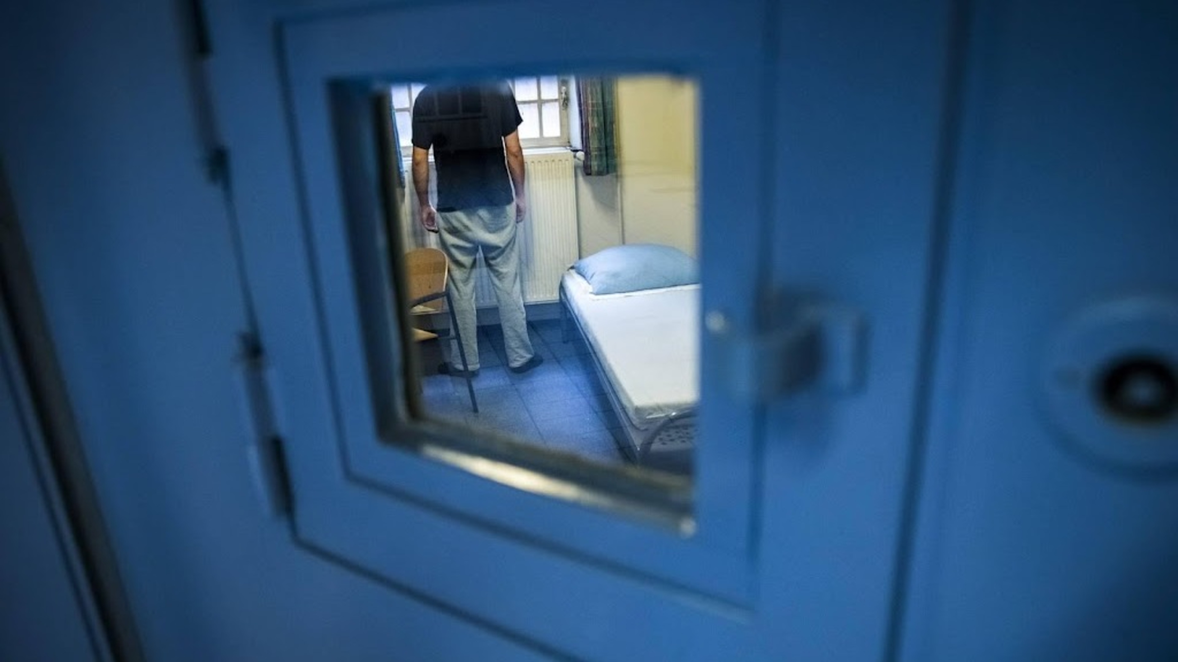 Increasing number of prison cells needed in coming years, forecast shows