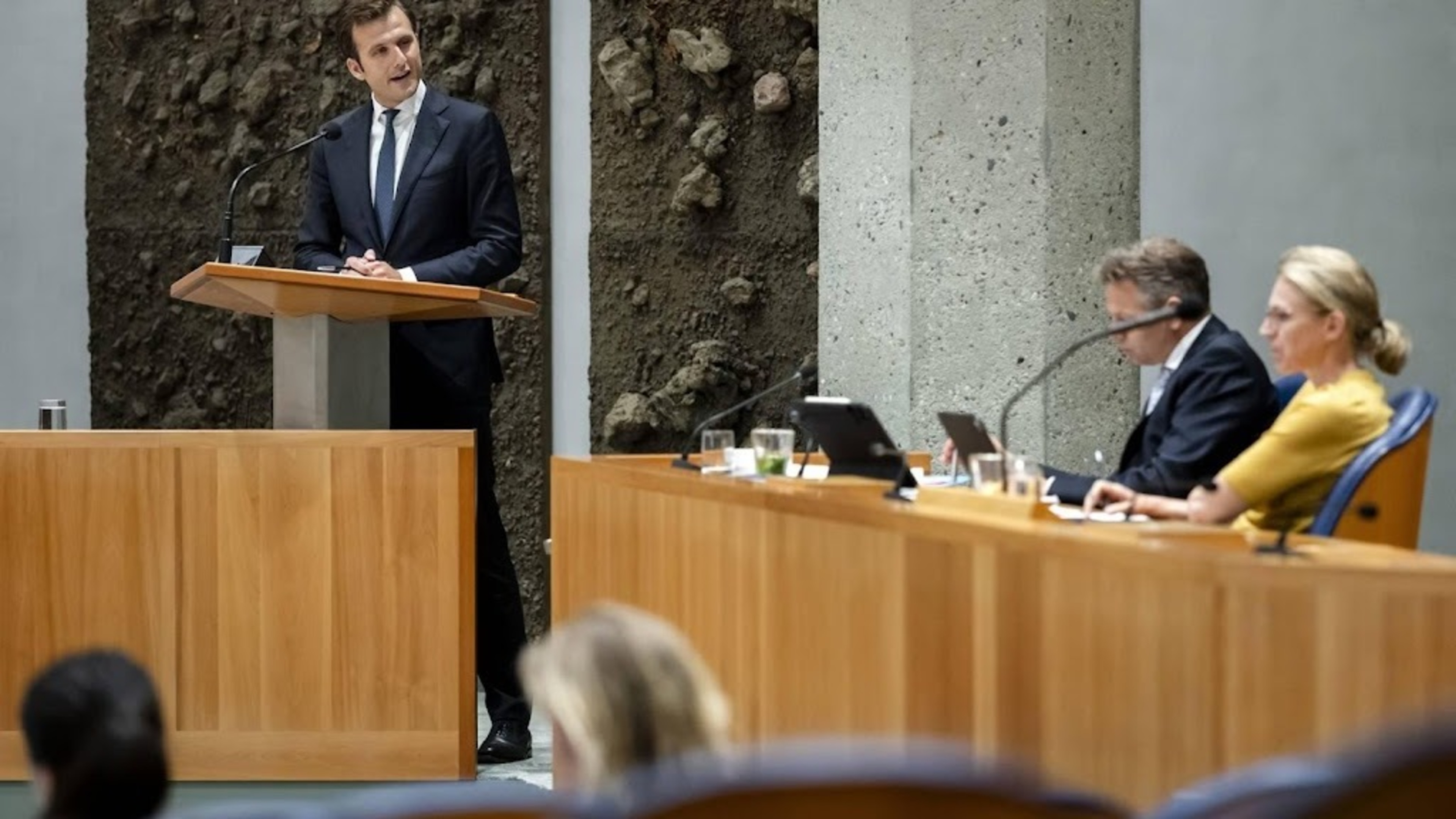 Coalition: Moerdijk cannot be maintained with ongoing uncertainty
