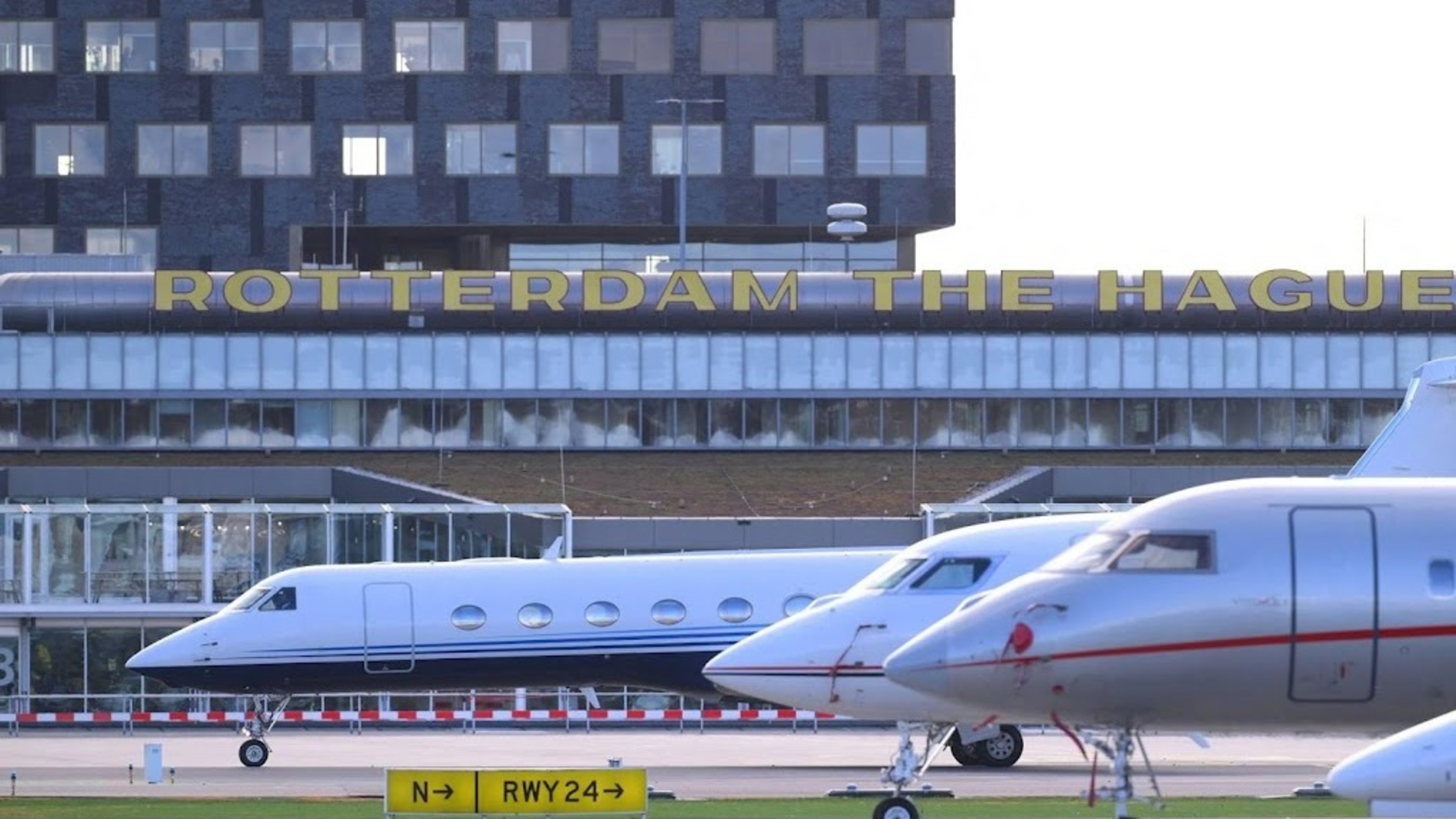 Nature permit still required for Rotterdam and Eindhoven airports