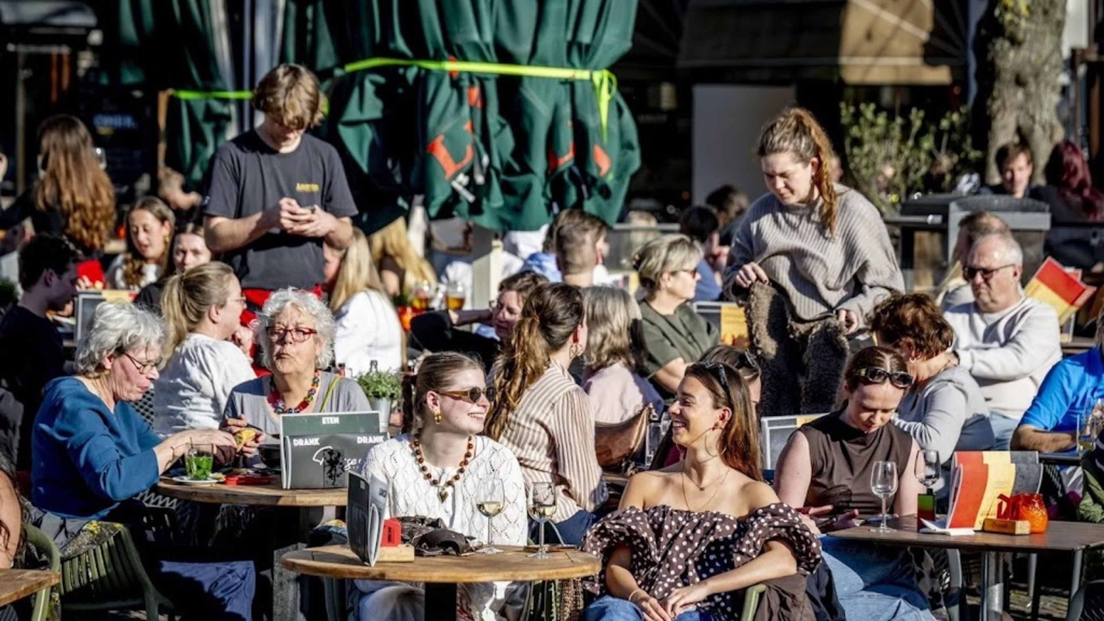 Weeronline expects sunny days with a chance of 20 degrees