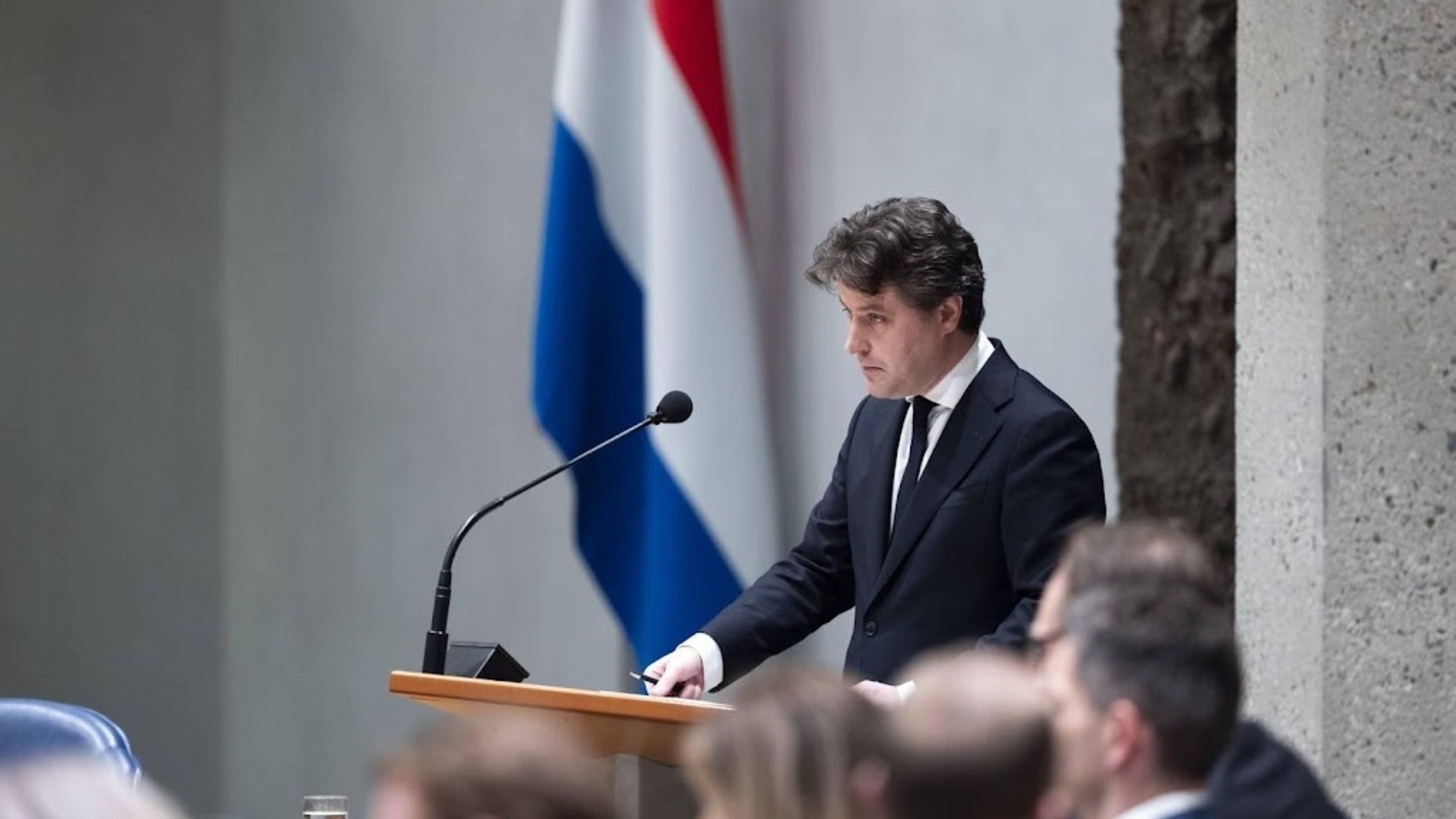 Bontenbal expects unions to discuss retirement age