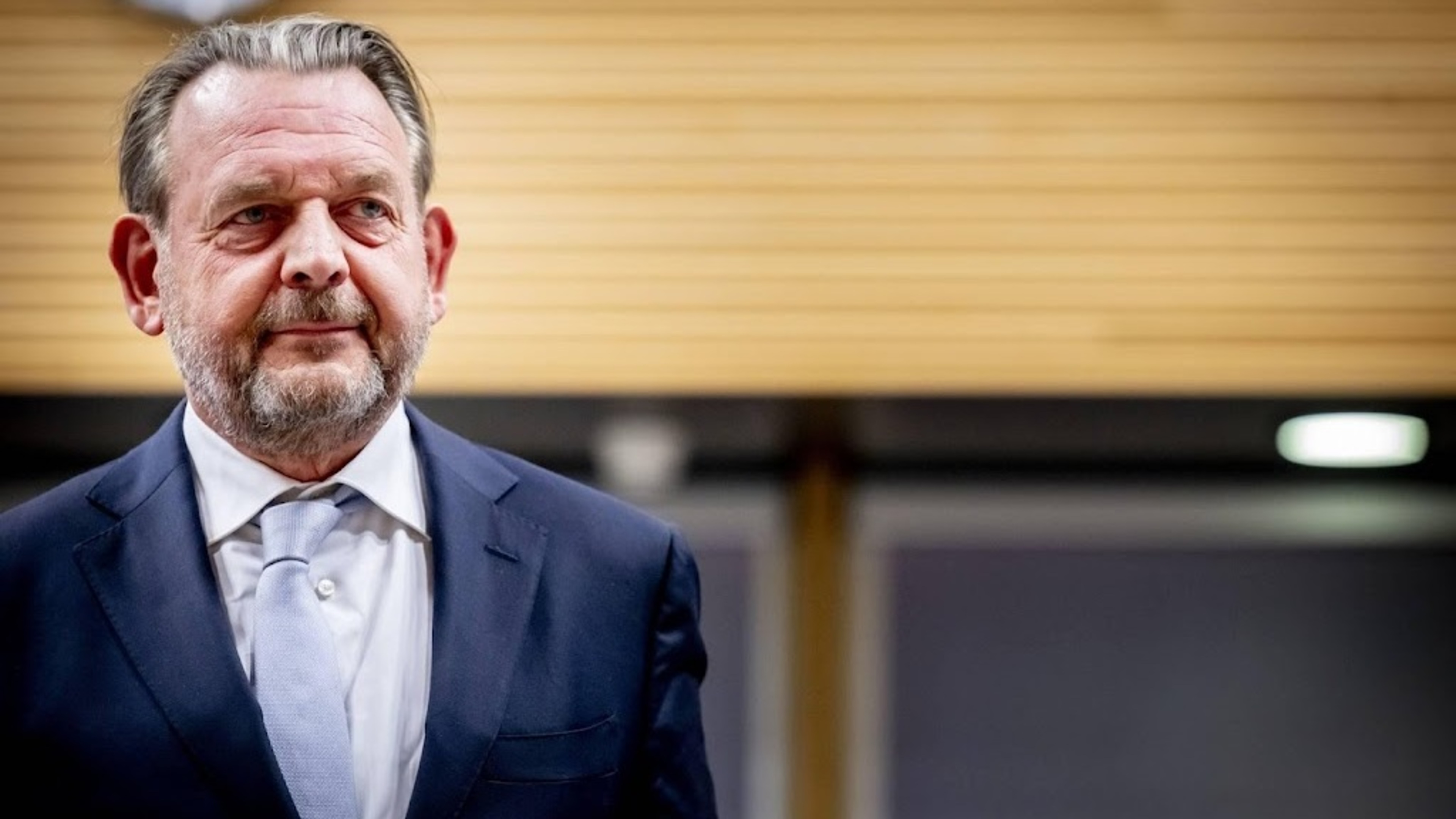 Ombudsman critical of plan to cut welfare benefits