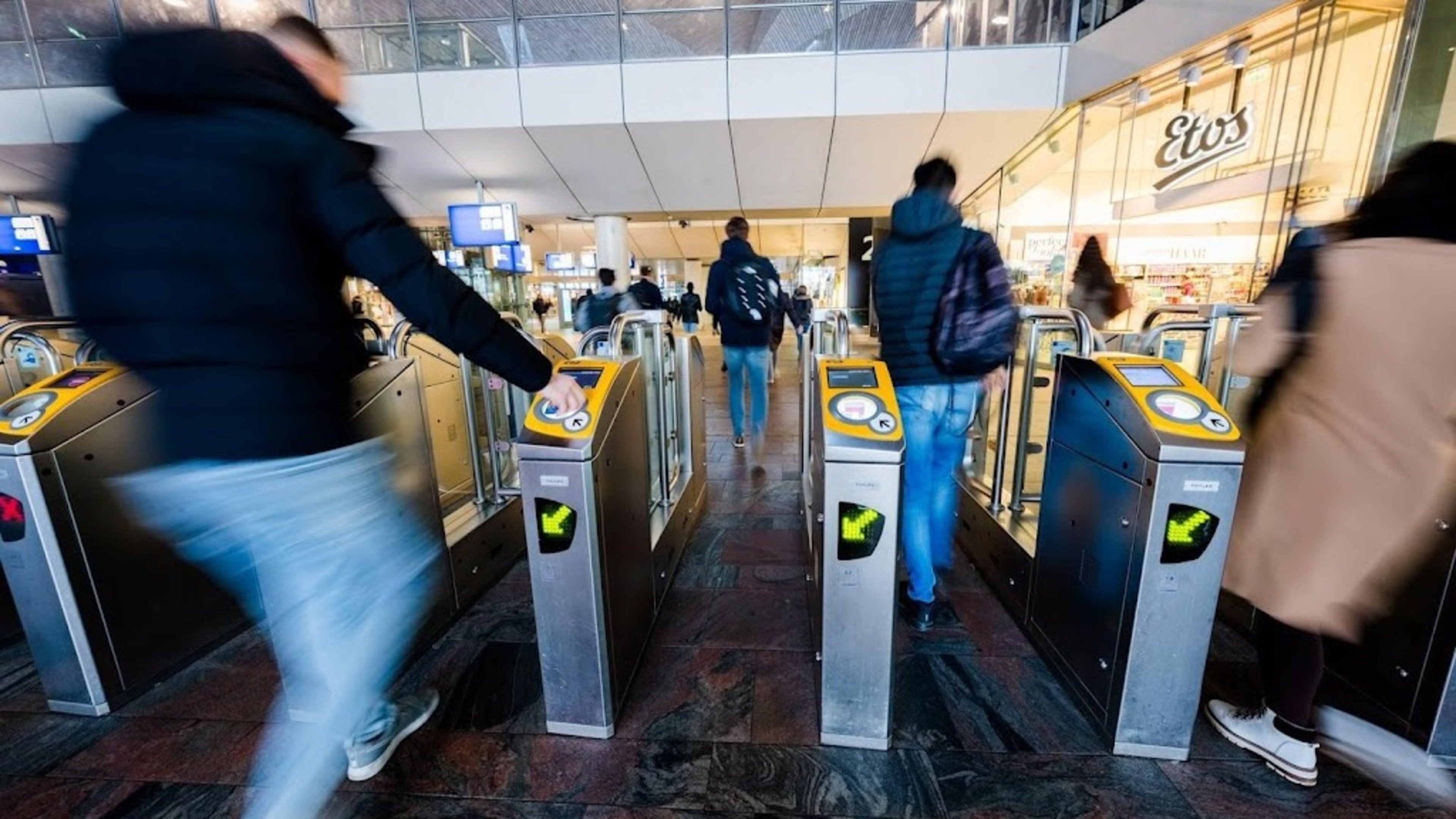 Cheaper train travel in summer months to start June 21