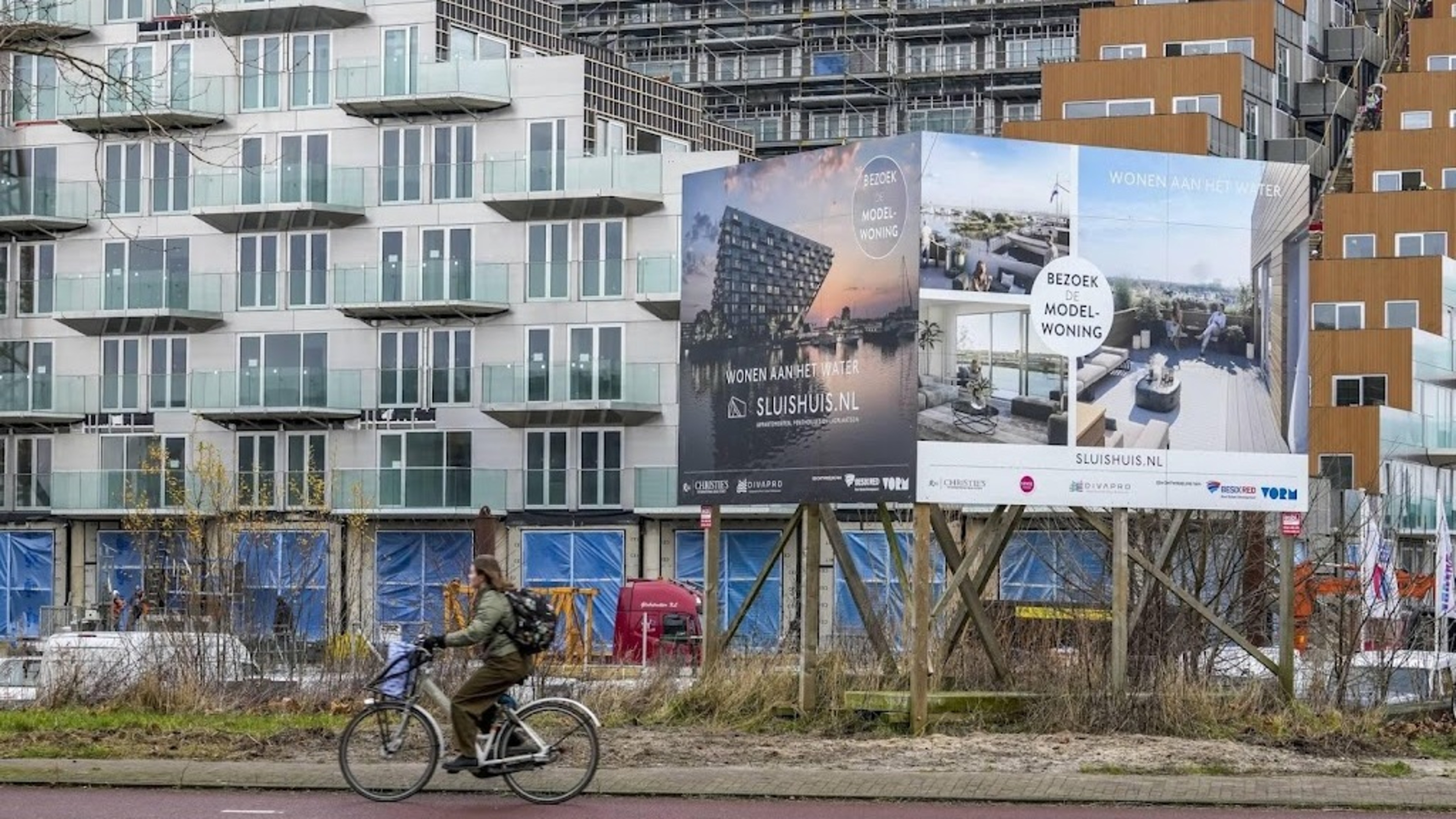 Middle-income earners squeezed in Amsterdam rental market