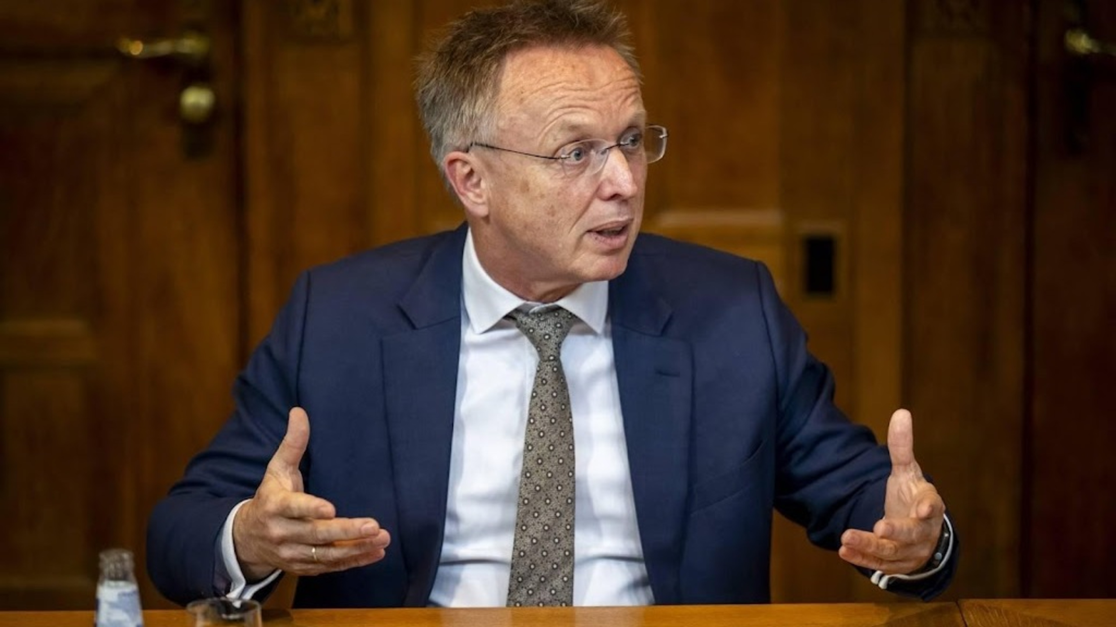 Groningen commissioner demands swift cabinet action on reception crisis