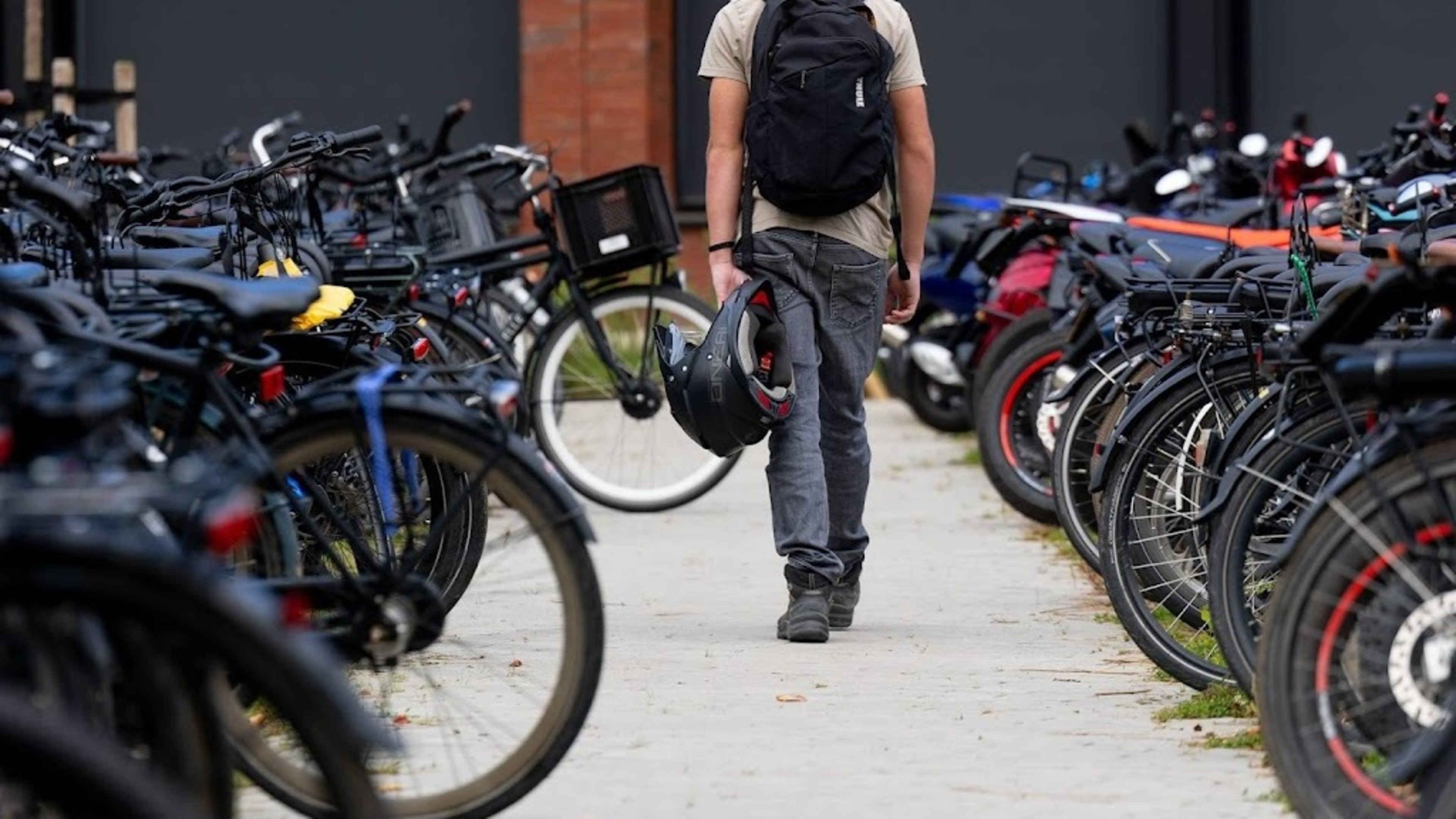 62 percent of young people feel their opinions don't count at municipalities