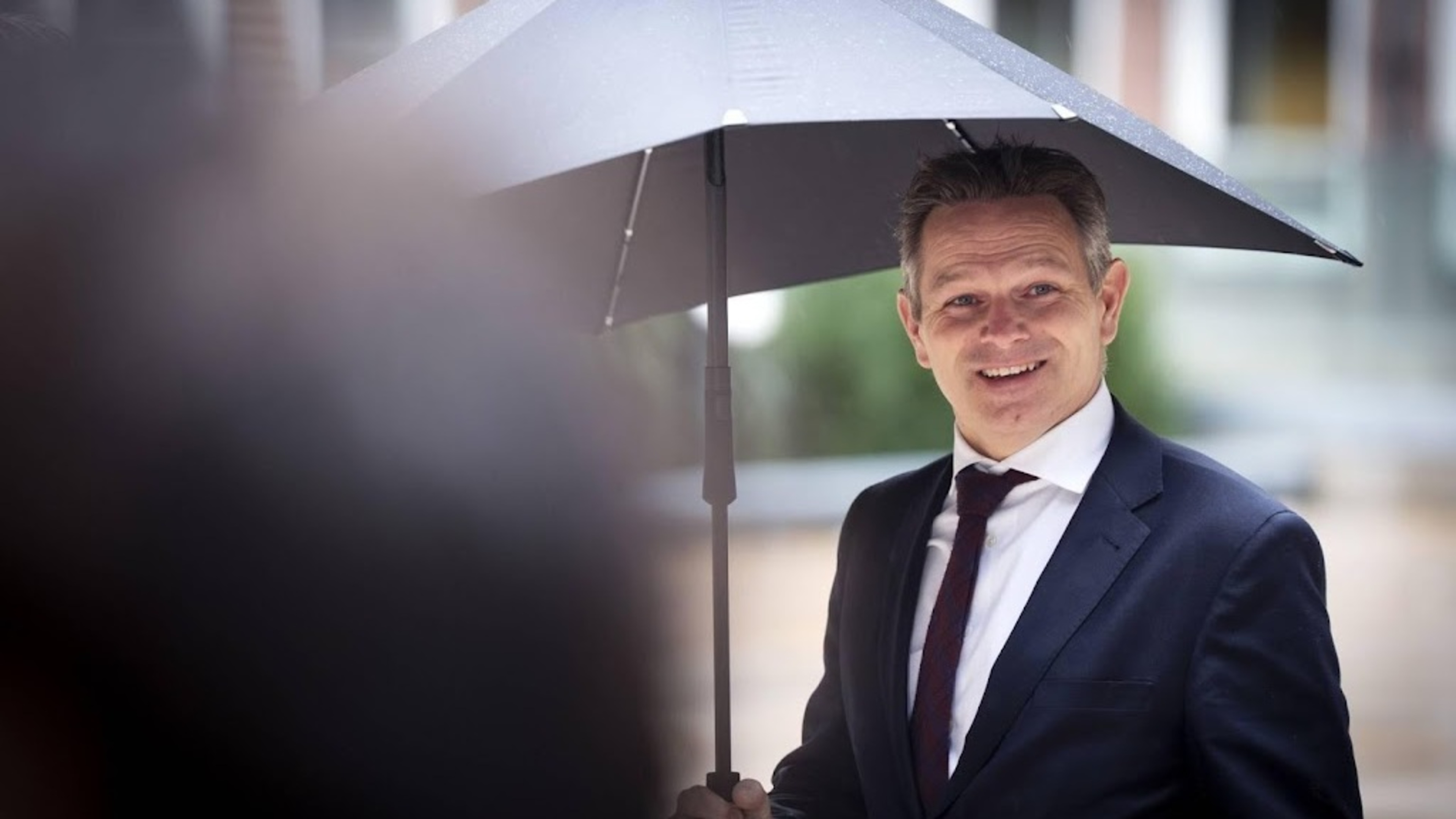 Drenthe calls for decisive approach to earthquake damage