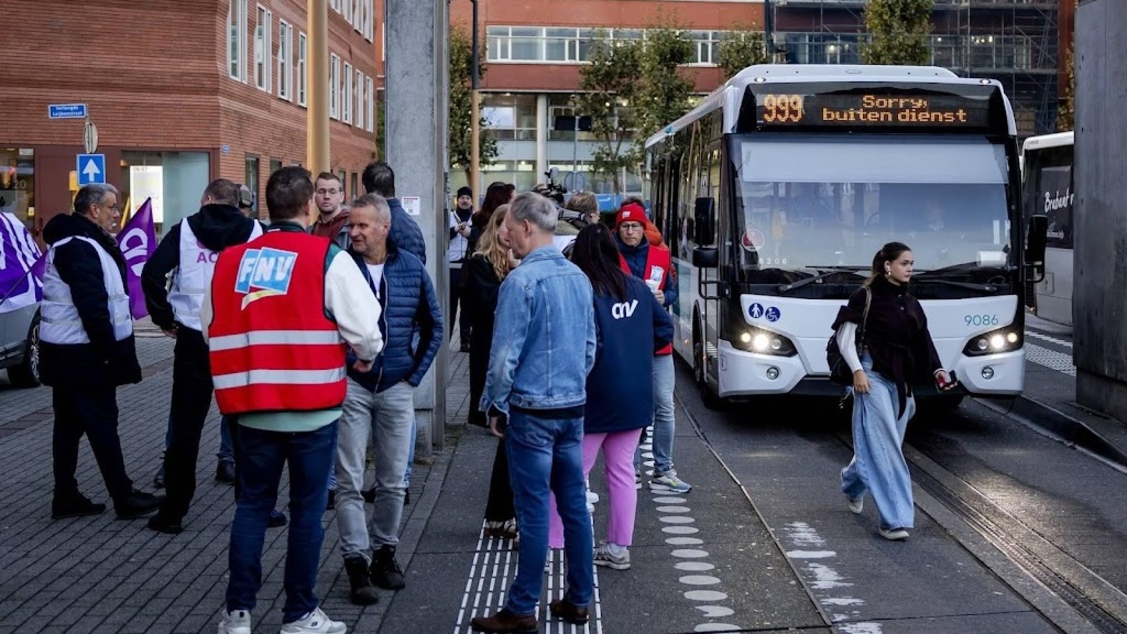 VWOV: helft werknemers wil meedoen aan staking streekvervoer