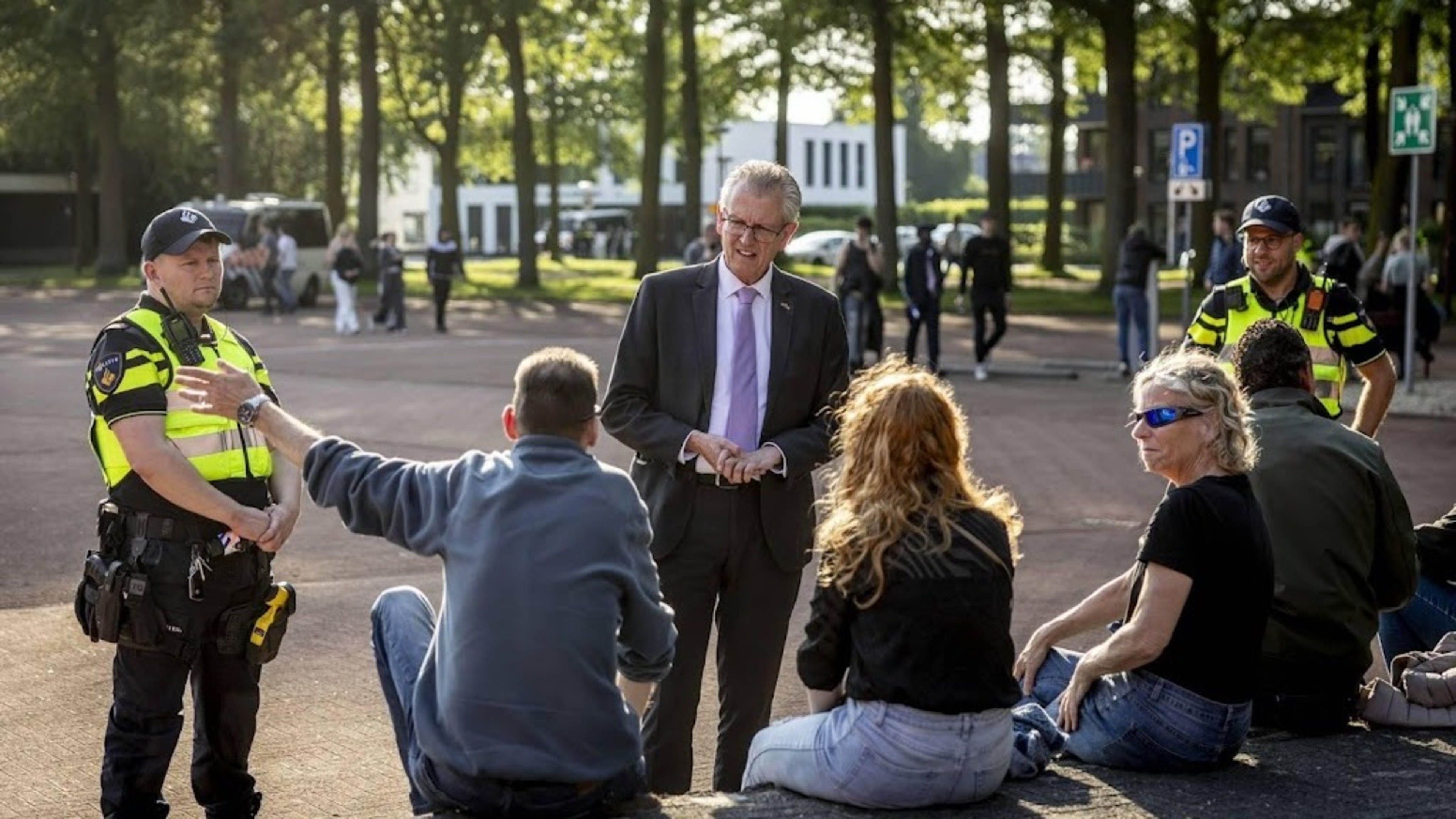 Demonstration in Vriezenveen proceeds peacefully