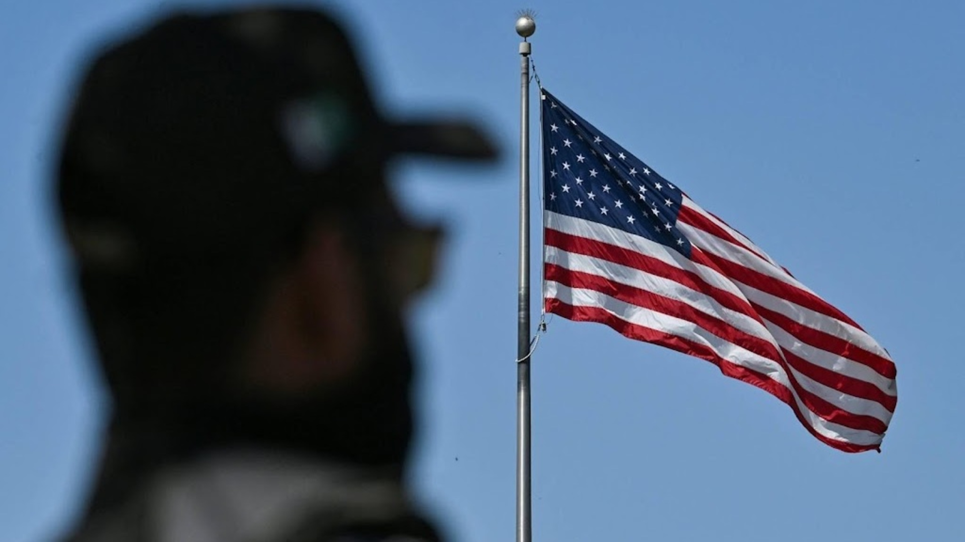 Iran threatens to attack US Navy in Strait of Hormuz