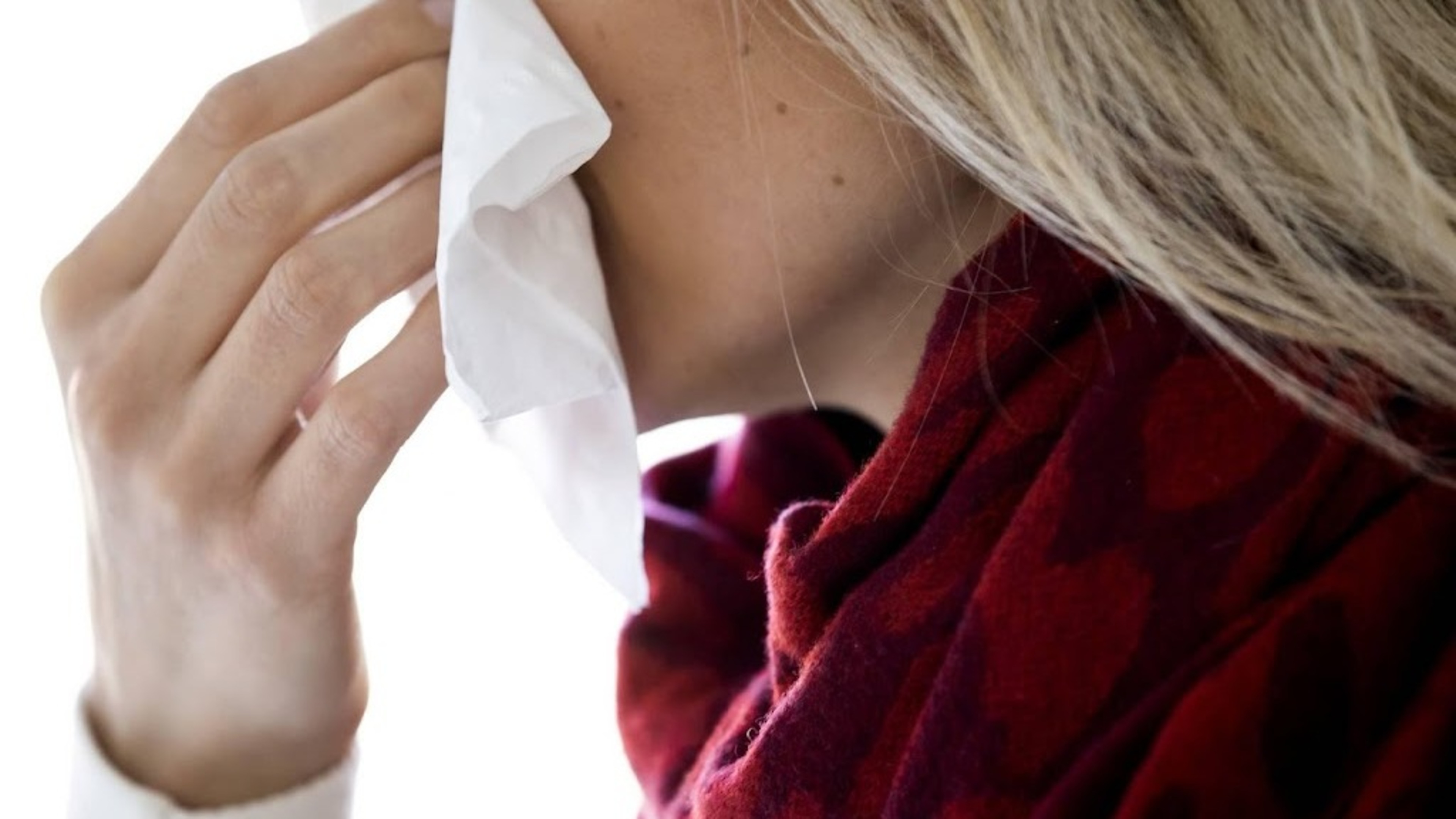 Experts: Hay fever sufferers have much to endure