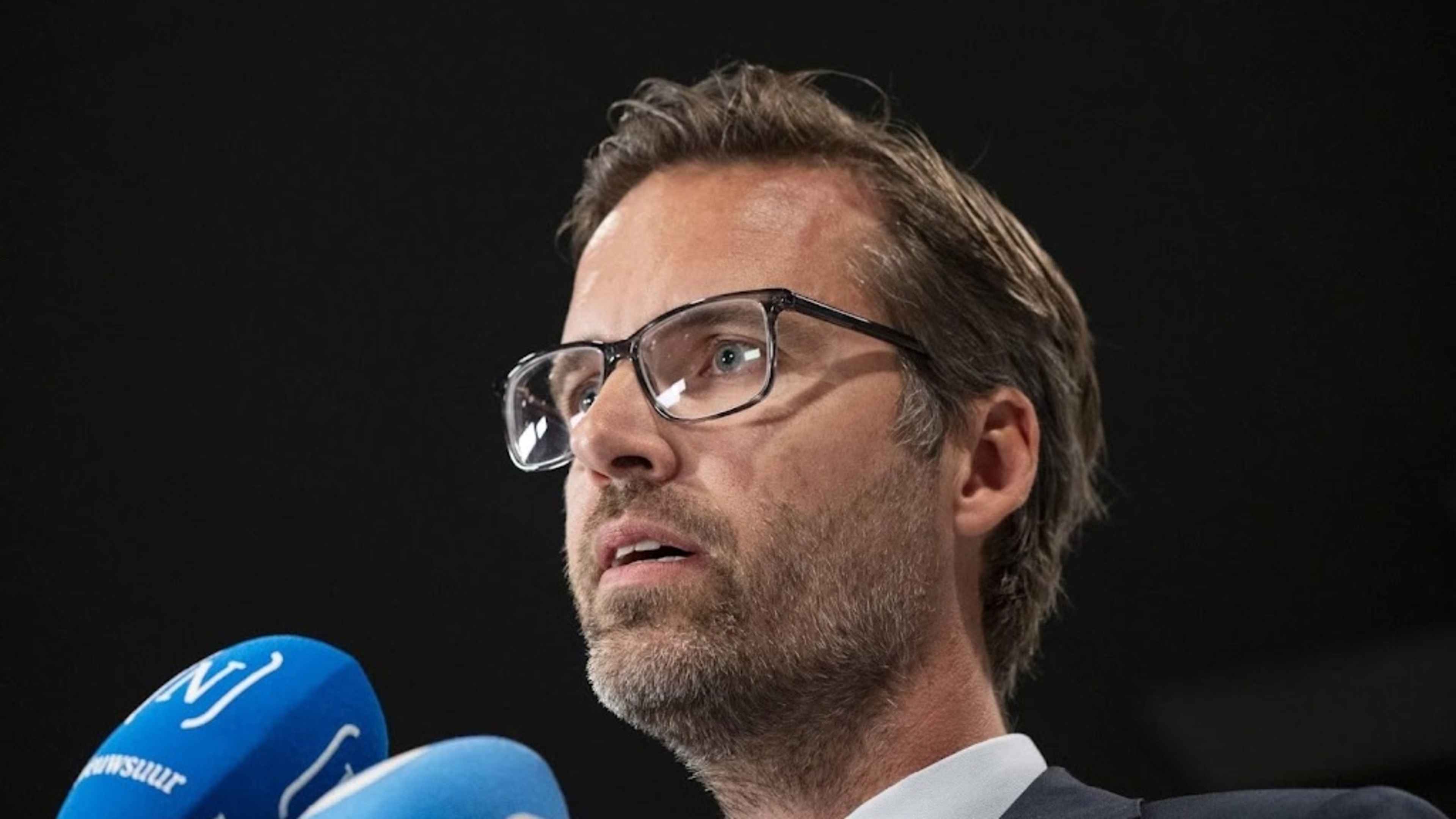 Parties want clarification on Sjoerdsma's 'shadow deal'