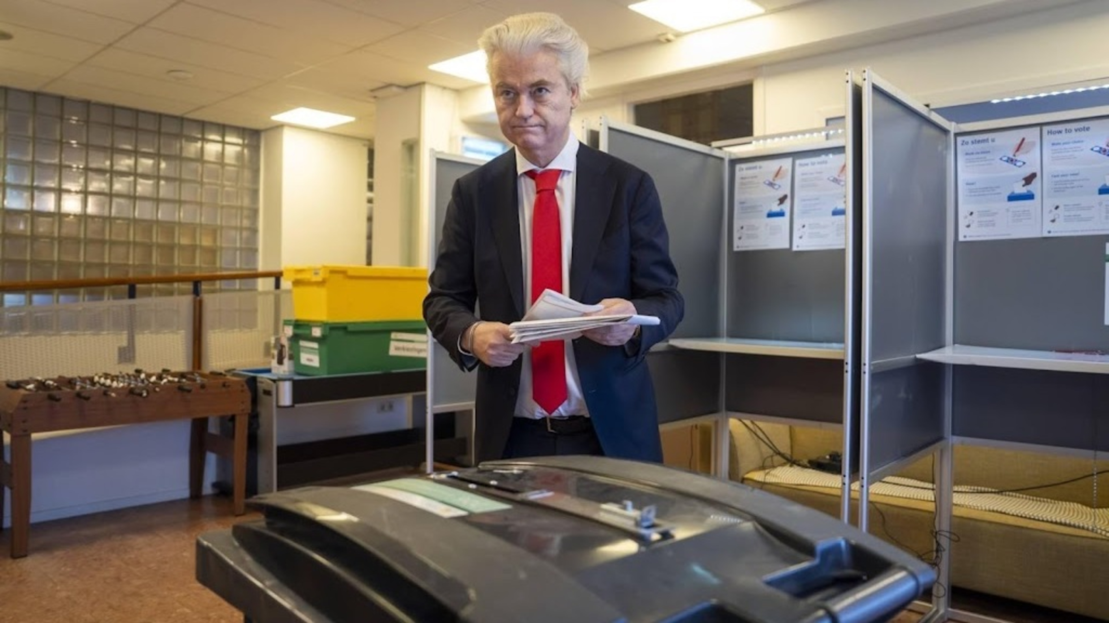 PVV leader Wilders thanks voters for ‘wonderful results’