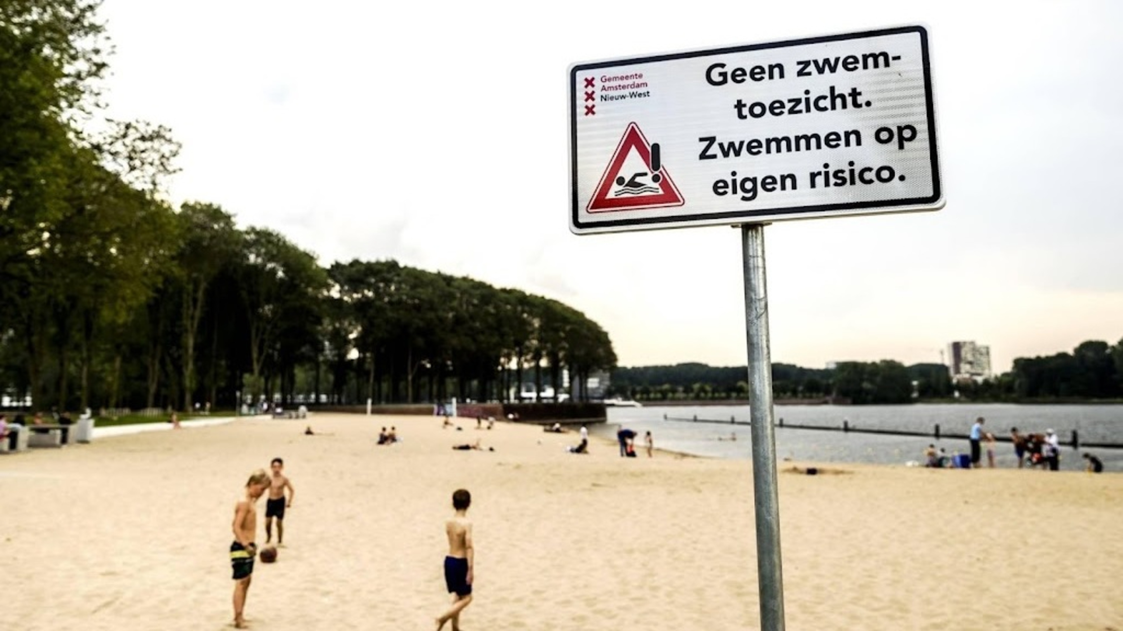 Slightly more people drowned last year than the year before