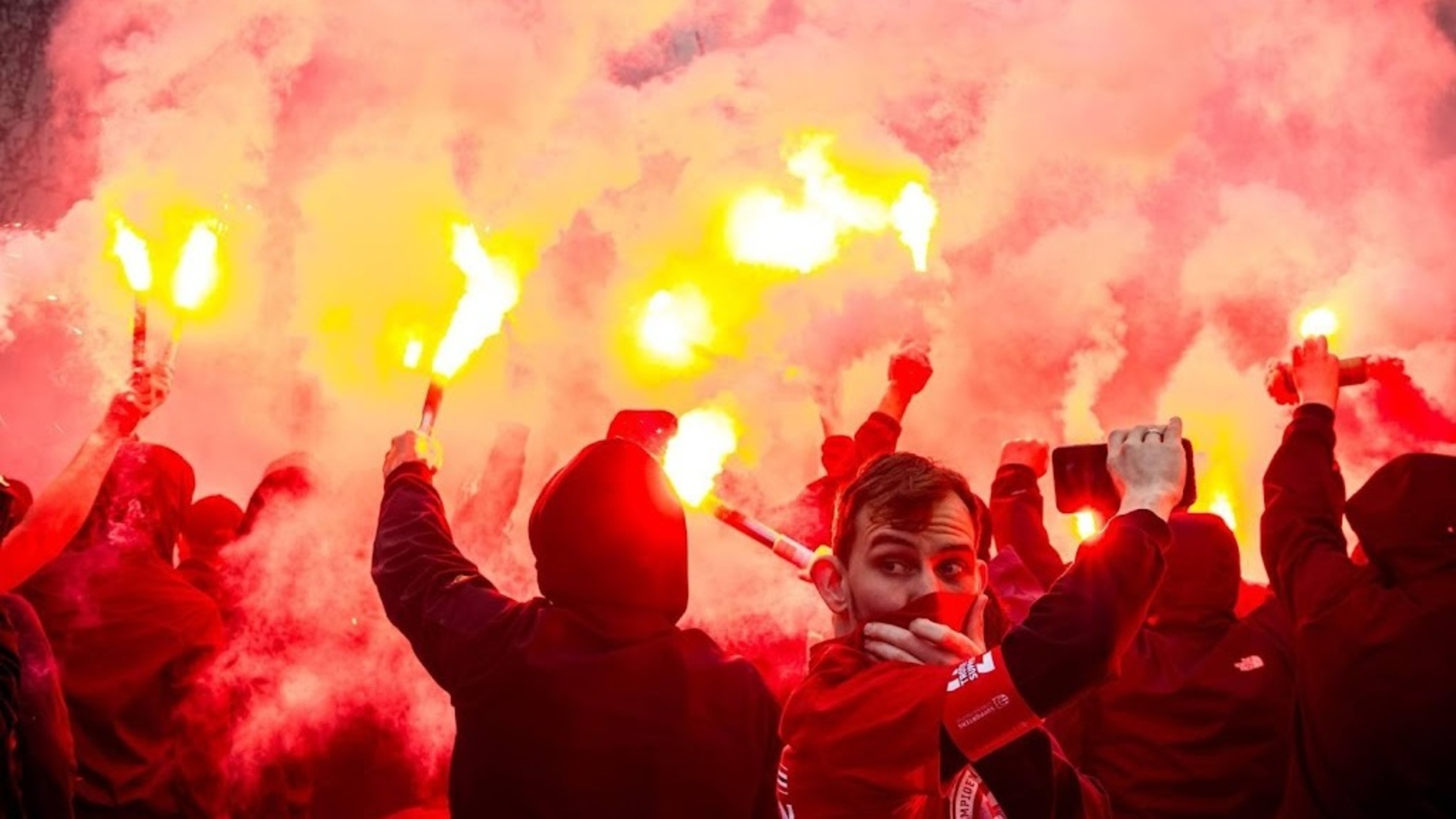 93 people suffer burns from flares at PSV celebration