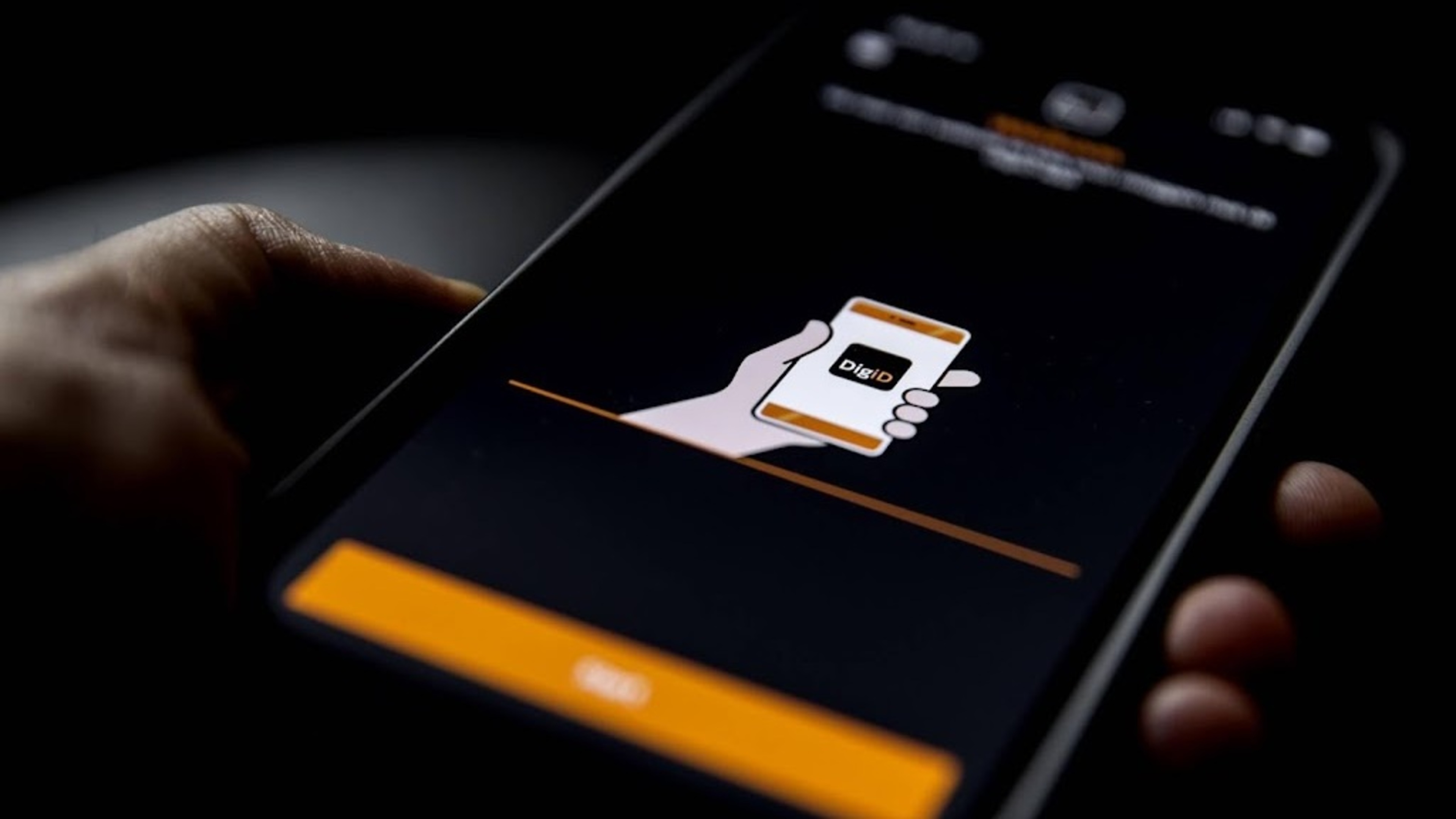 Cabinet extends contract with DigiD company despite parliamentary opposition