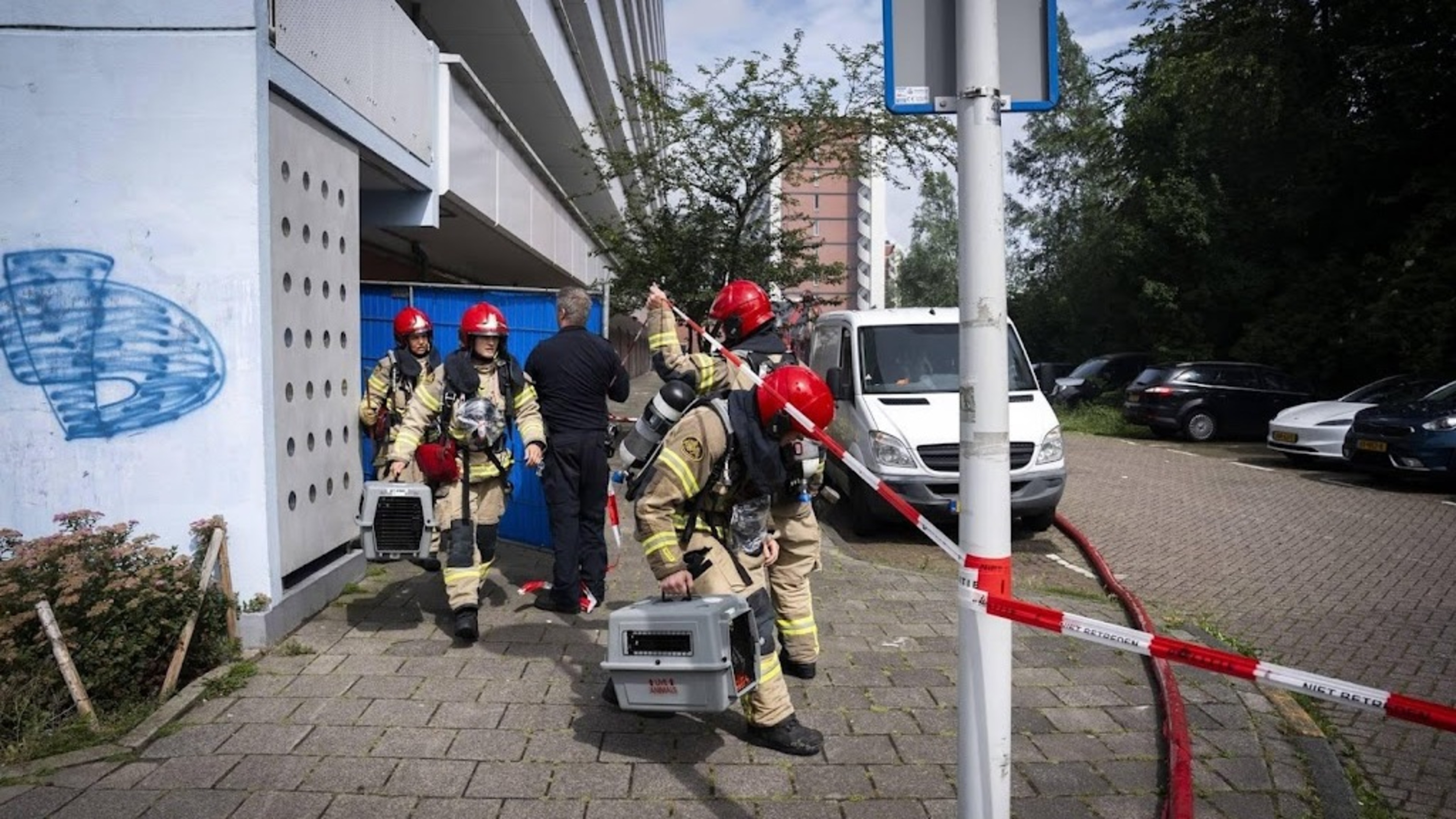 No structural damage to apartment building next to Amsterdam explosion site