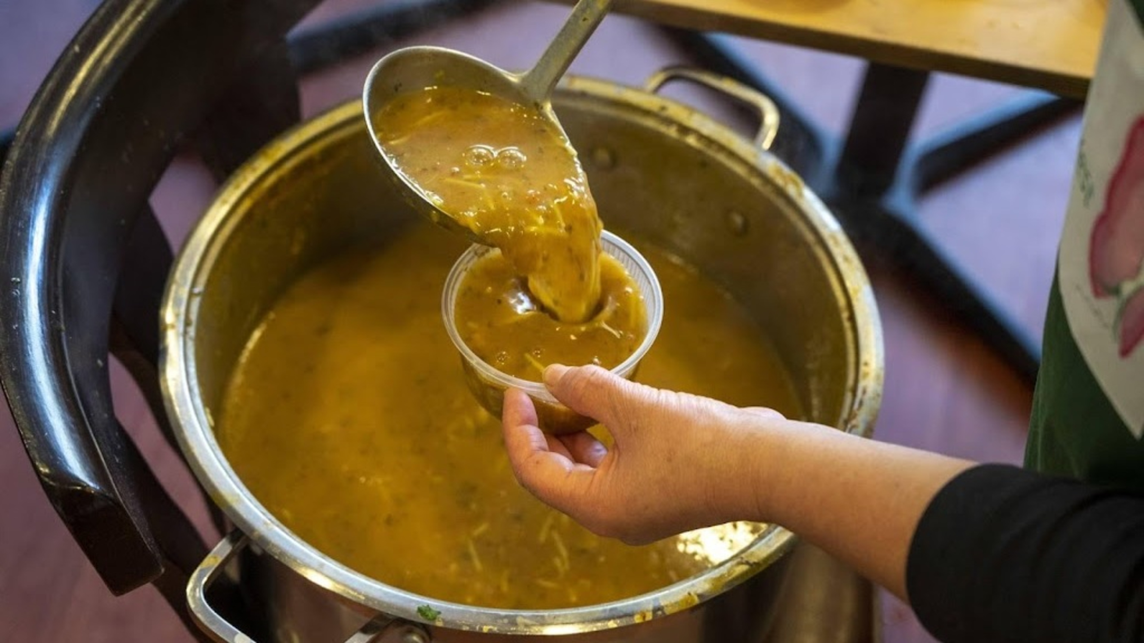 CBS: Slightly fewer Dutch people volunteering