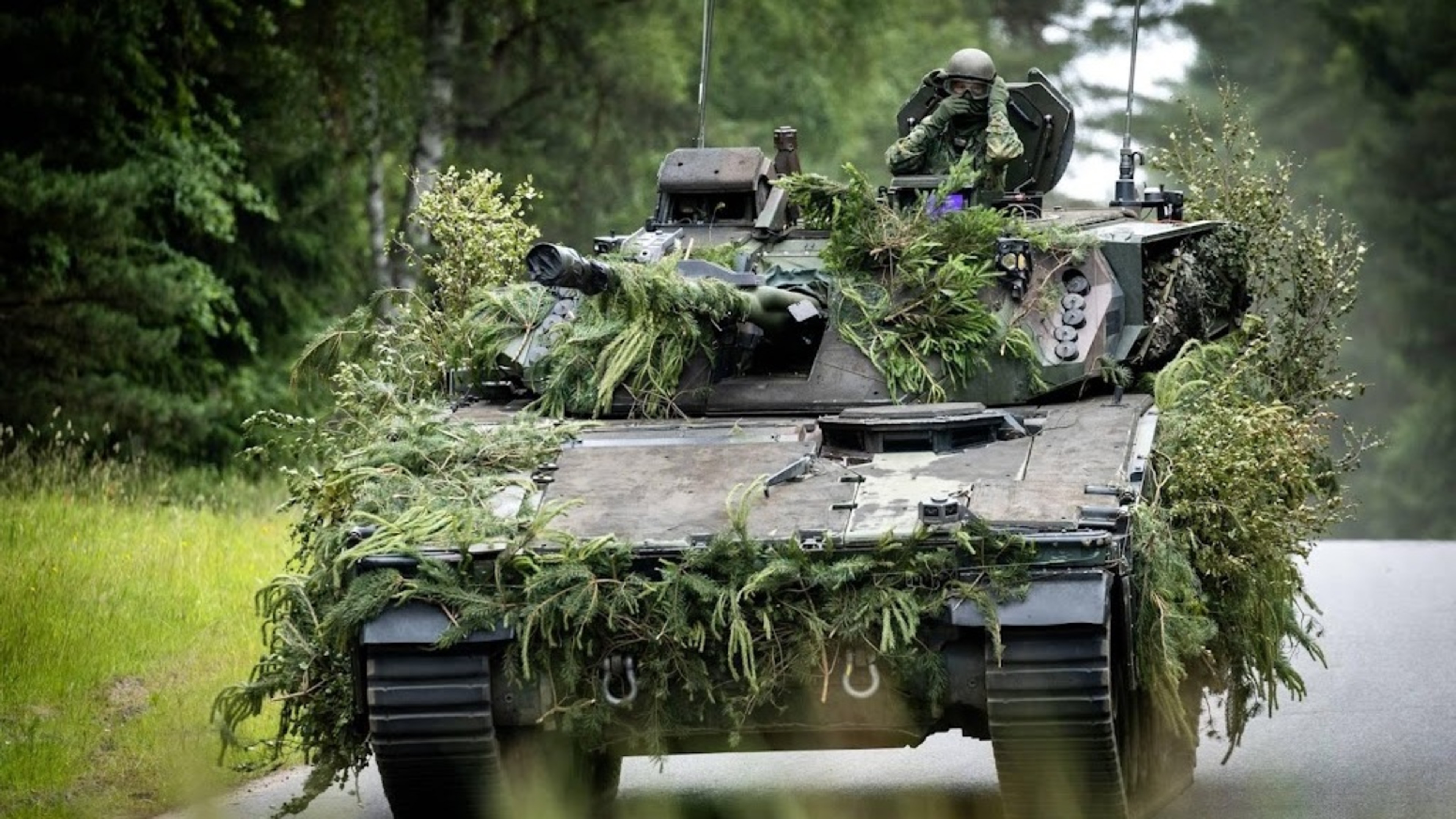 Defense and unions want 6.5 percent pay raise from September 1