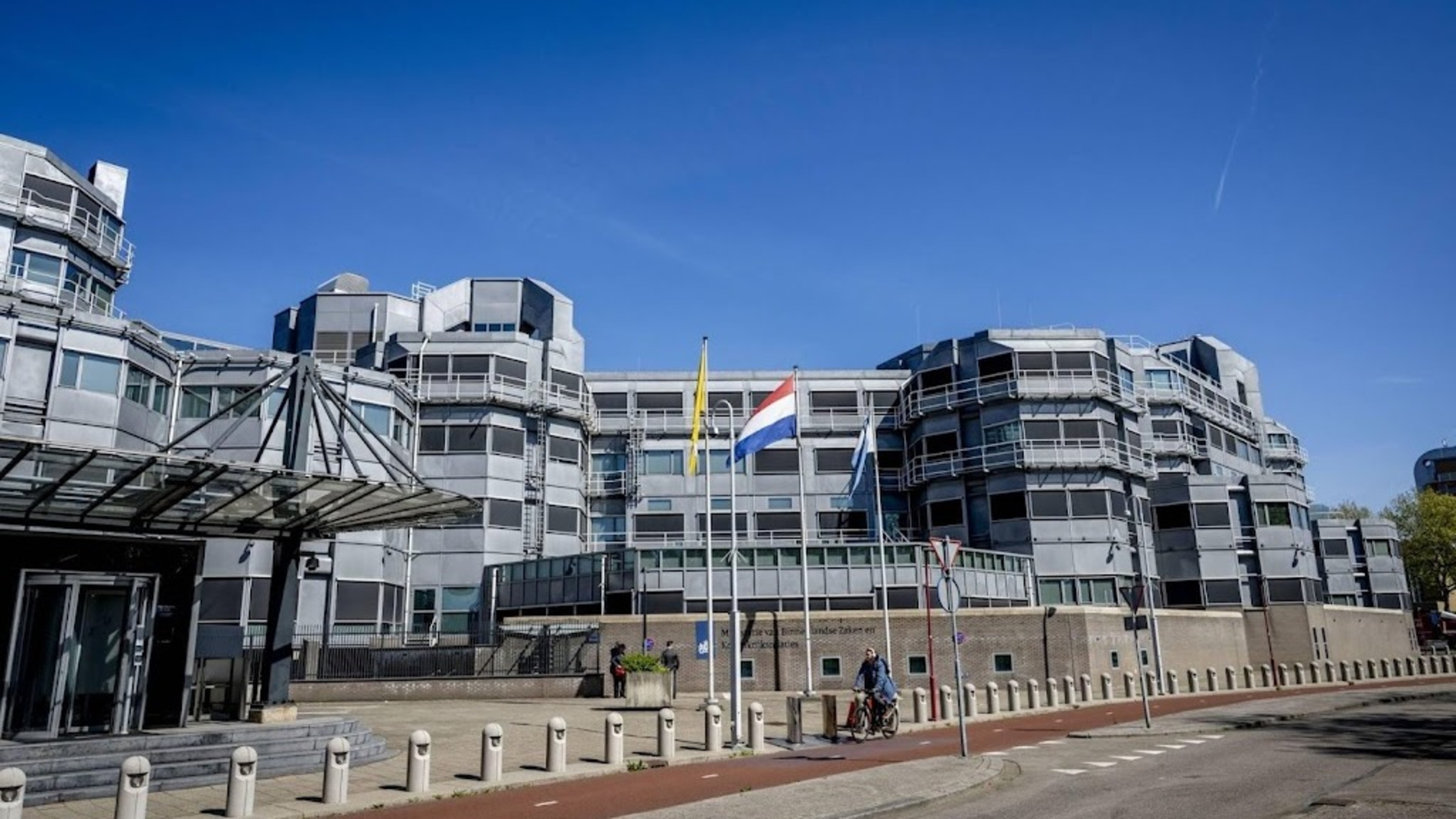 AIVD concerned about rise in radicalized youth