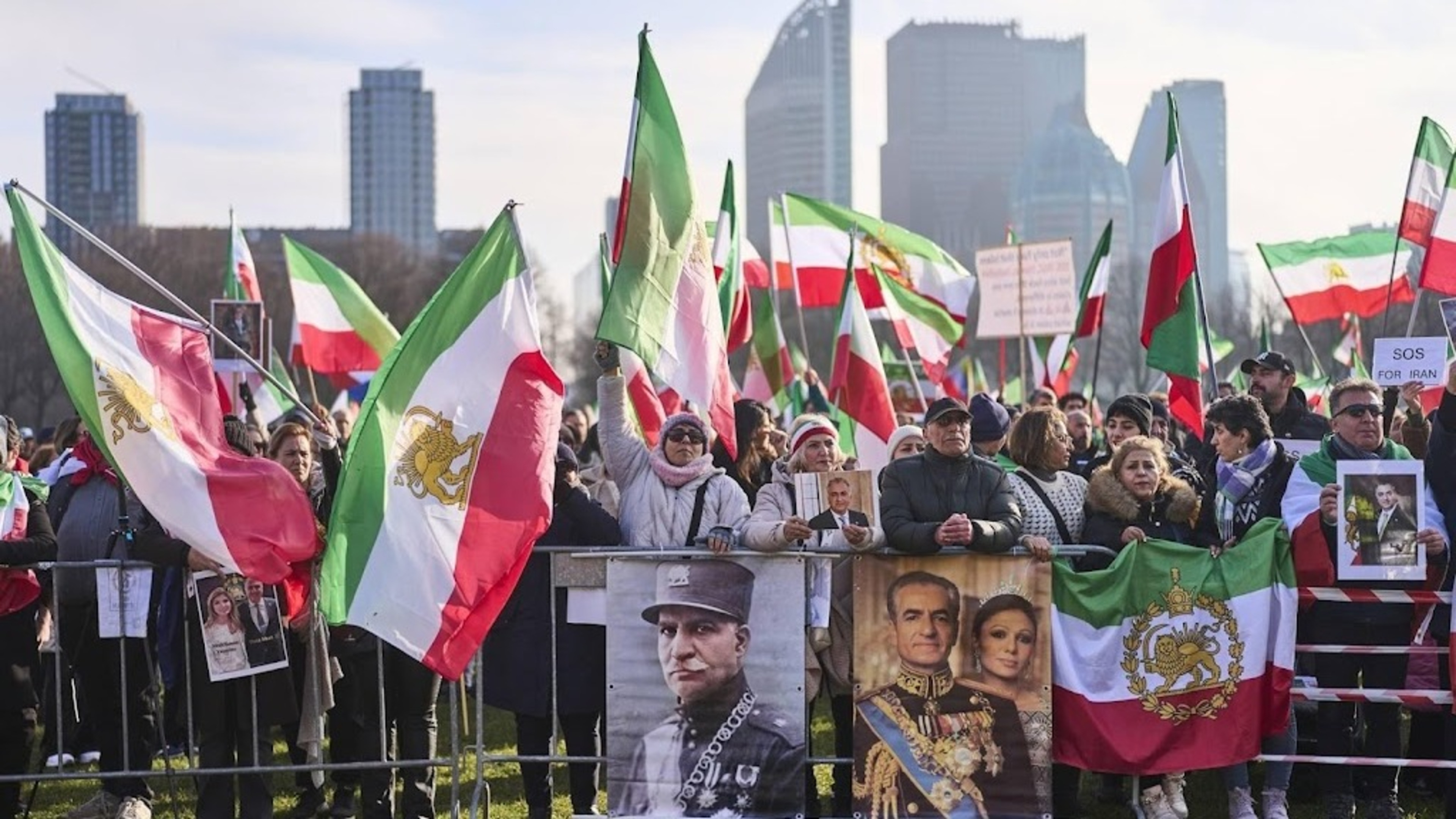 Malieveld gathering turns into celebration over possible death of Khamenei