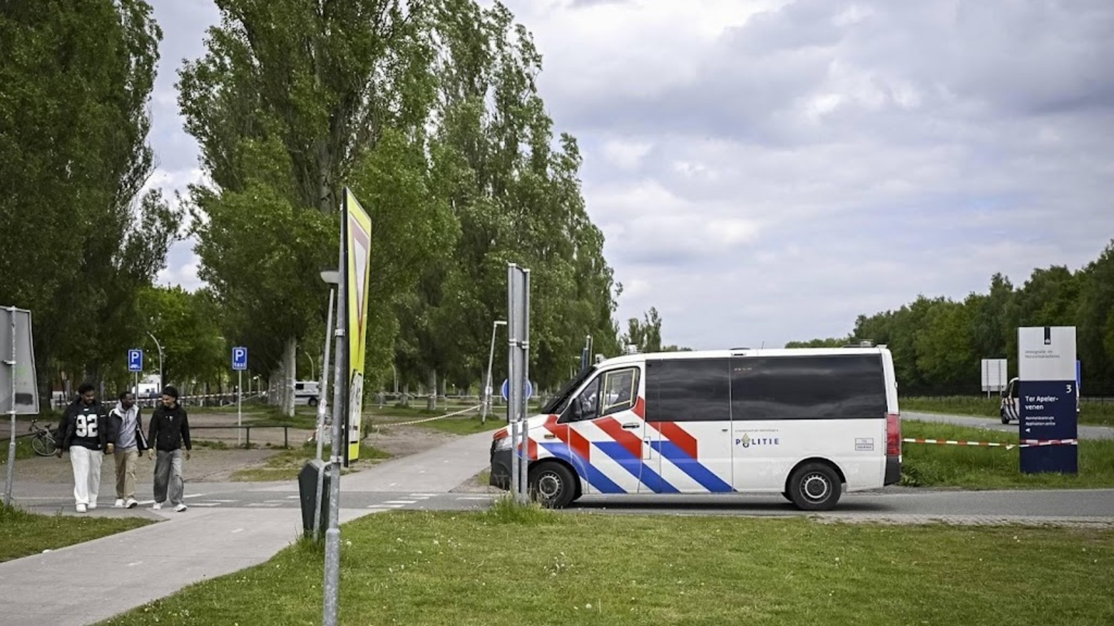 Heavy police presence in Ter Apel during asylum center protests