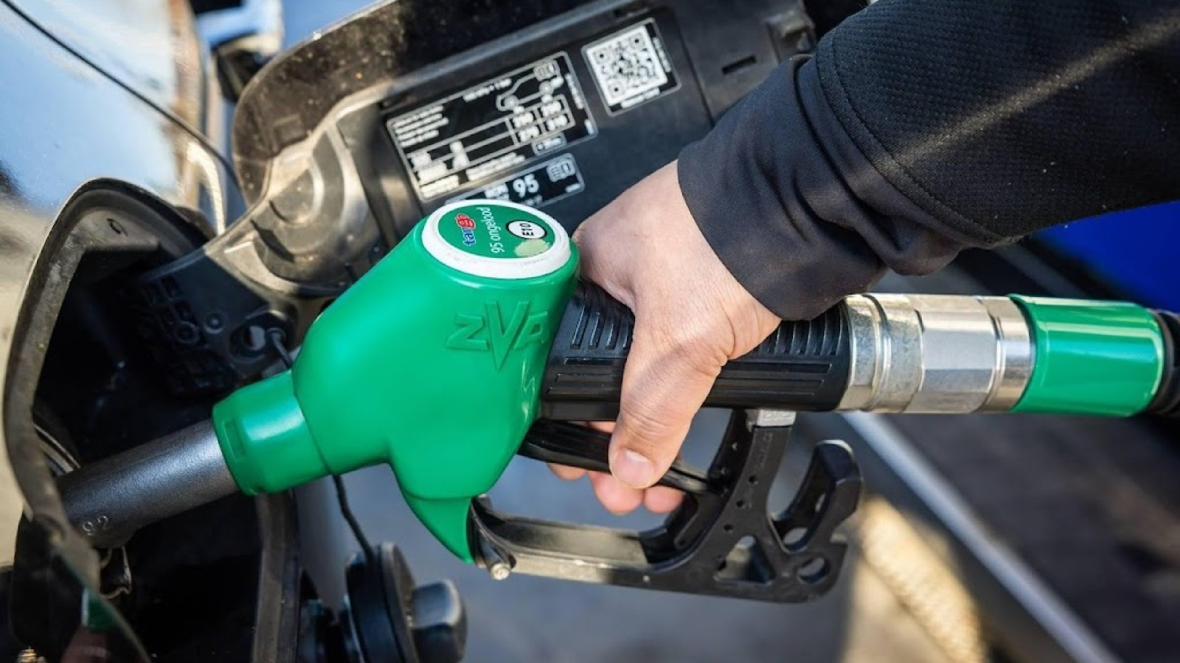 Cabinet considers lower road tax due to fuel prices