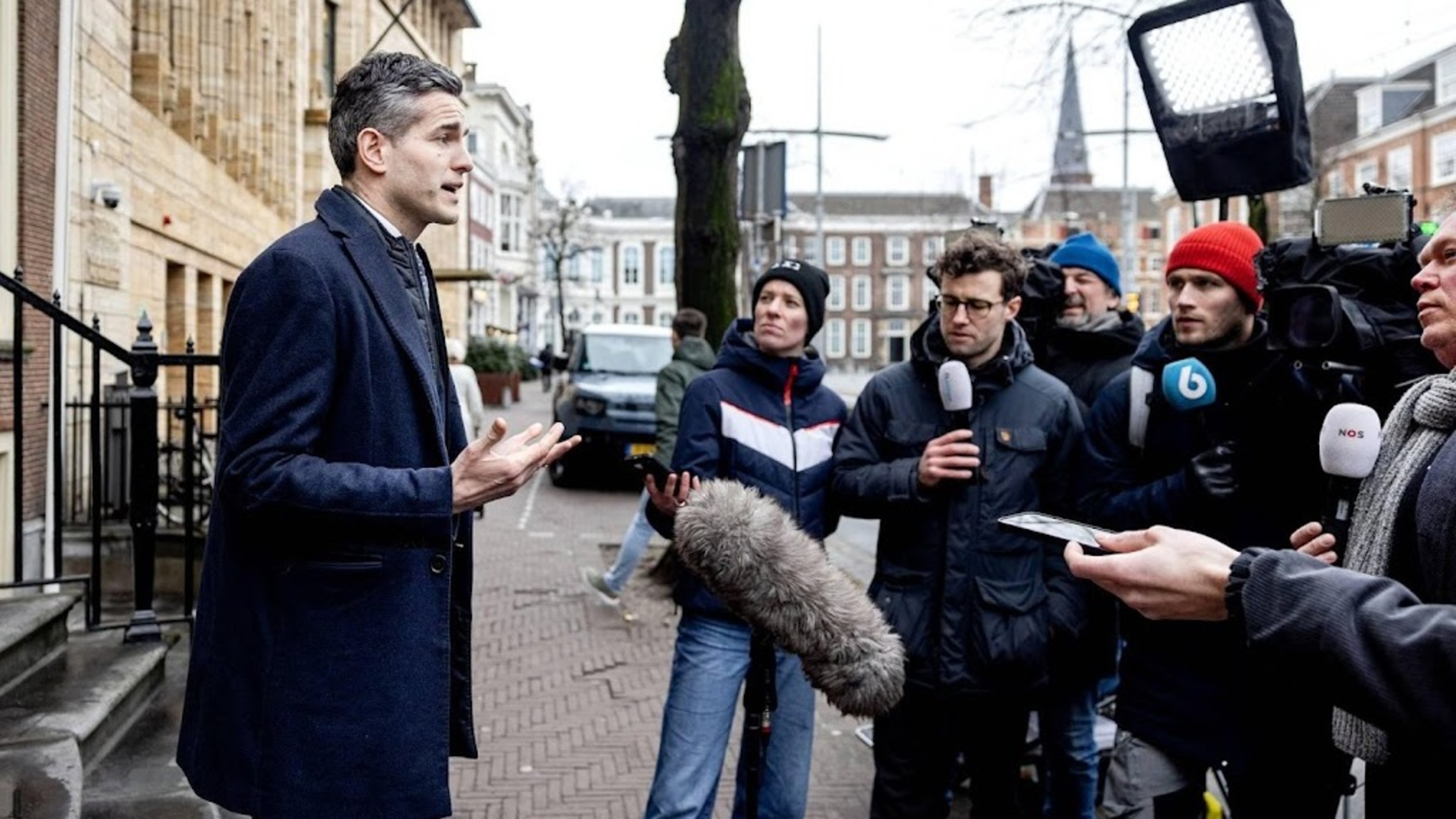 Berendsen calls to prevent further escalation